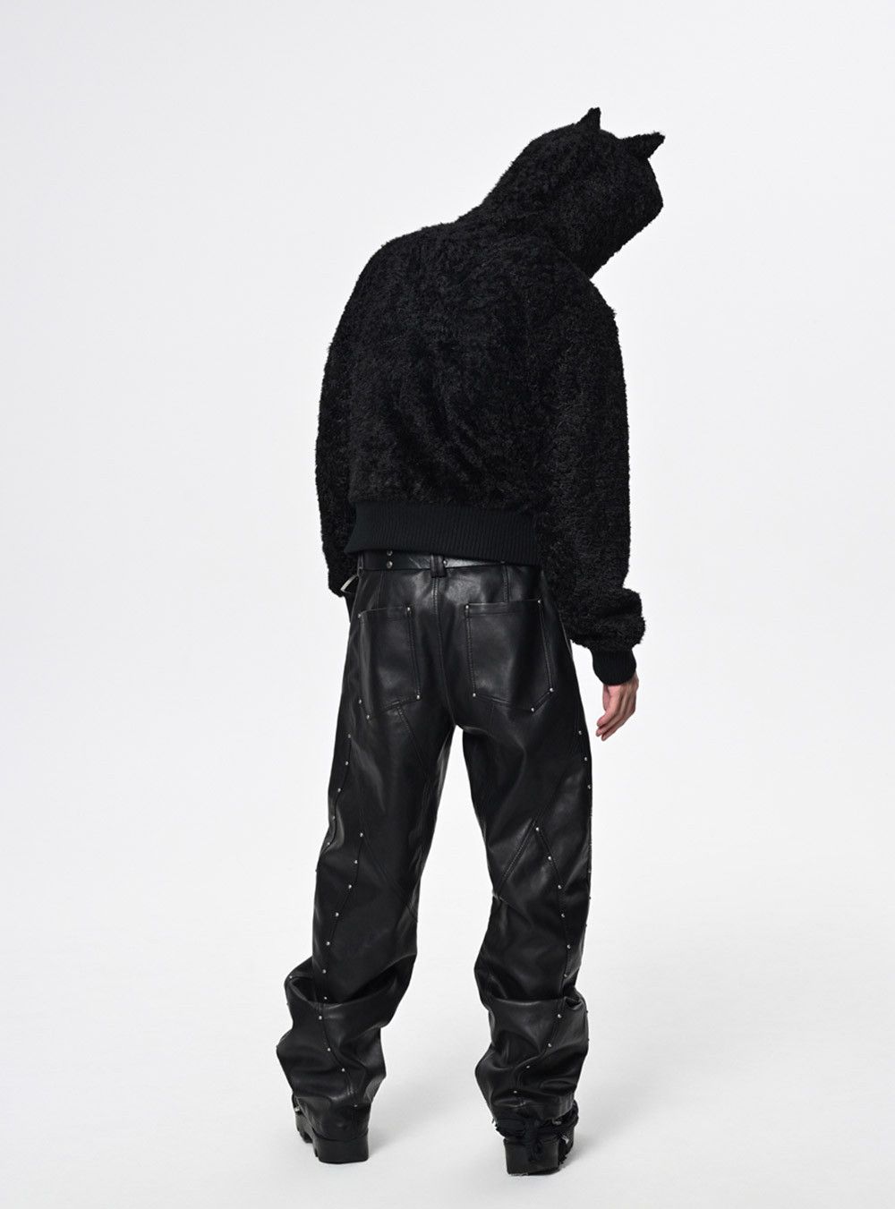 Other New SAVAGEGROWTHWORLD Devil Horn Faux Fur Zip Size US L / EU 52-54 / 3 - 4 Thumbnail