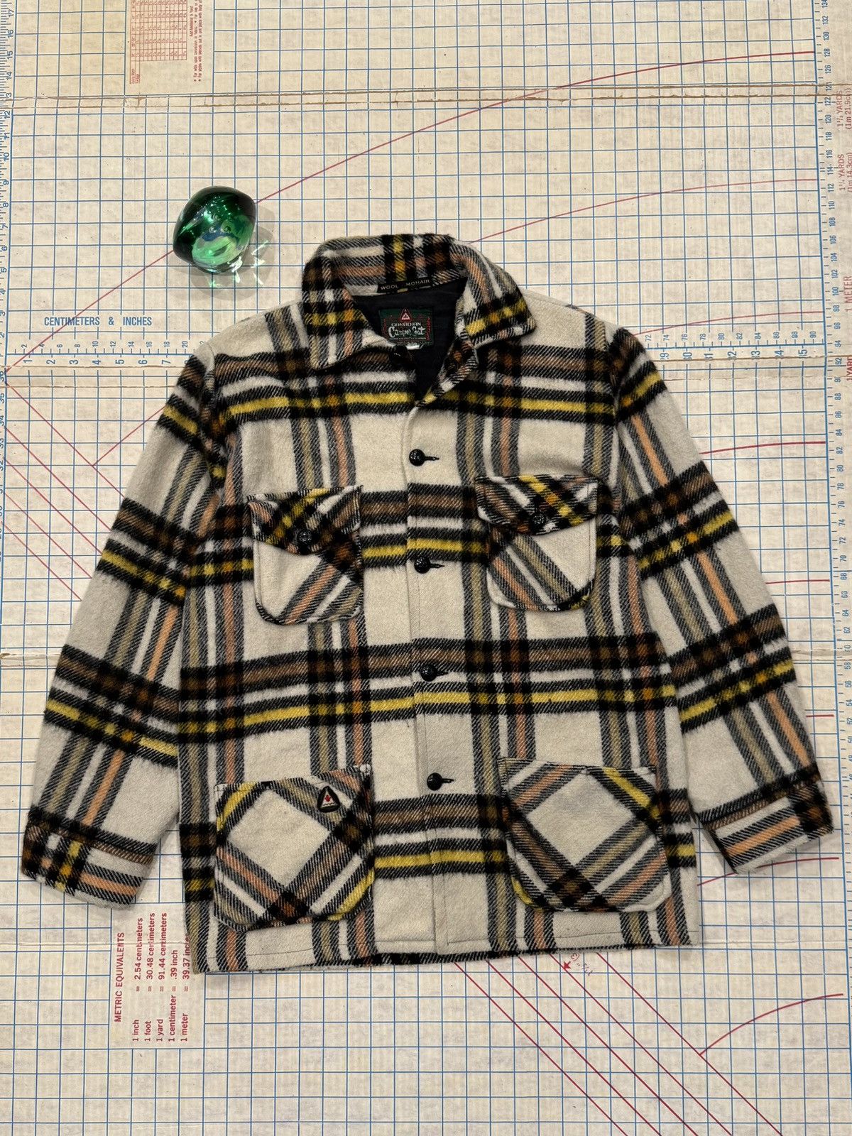 Vintage Vintage Canadian Camper Coat Bell Shirts Wool / Mohair Coat Size US M / EU 48-50 / 2 - 2 Thumbnail