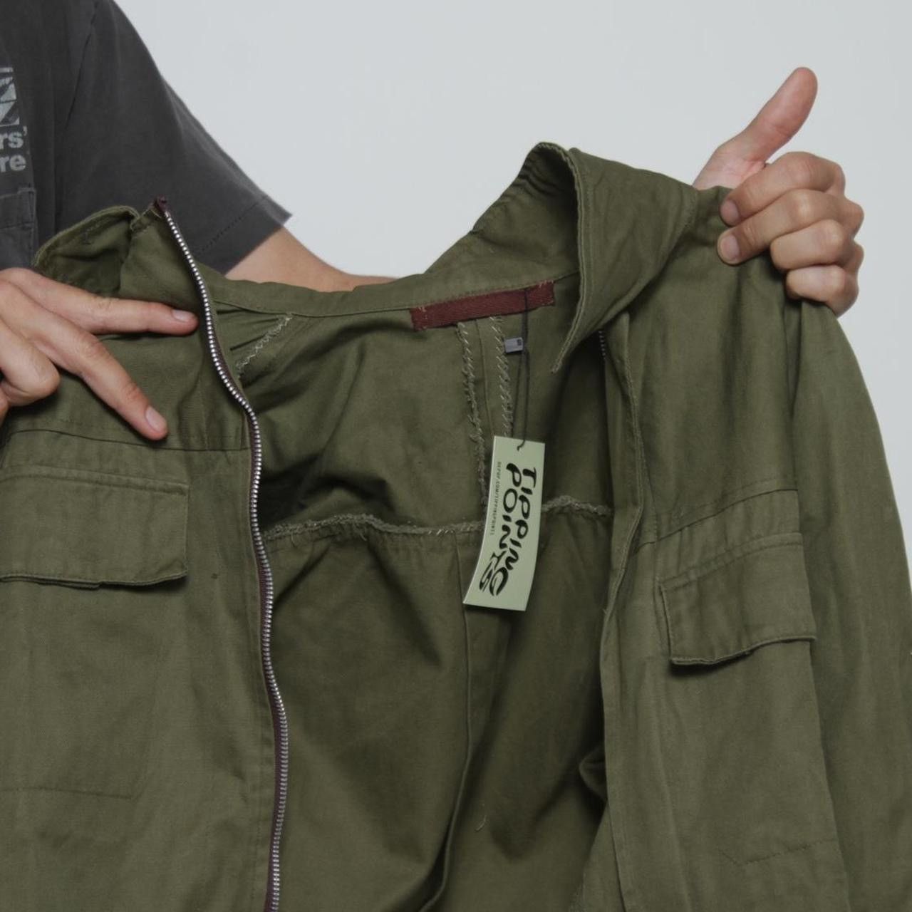Vintage GREEN LIGHTWEIGHT BOXY MILITARY WORKWEAR JACKET Size US M / EU 48-50 / 2 - 5 Thumbnail