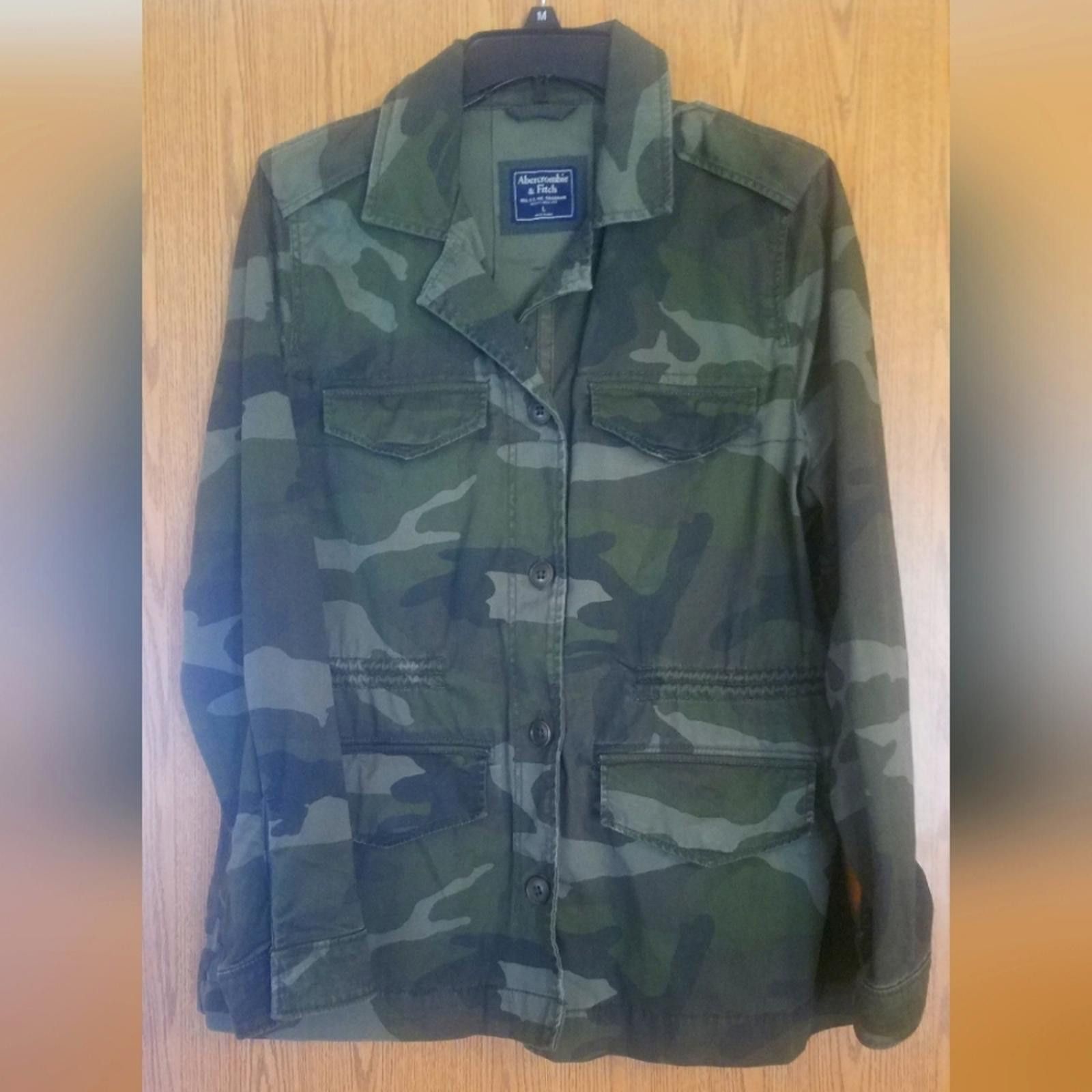 Abercrombie & Fitch Abercrombie & Fitch Green Camouflage Utility Jacket Large Size L / US 10 / IT 46 - 1 Thumbnail