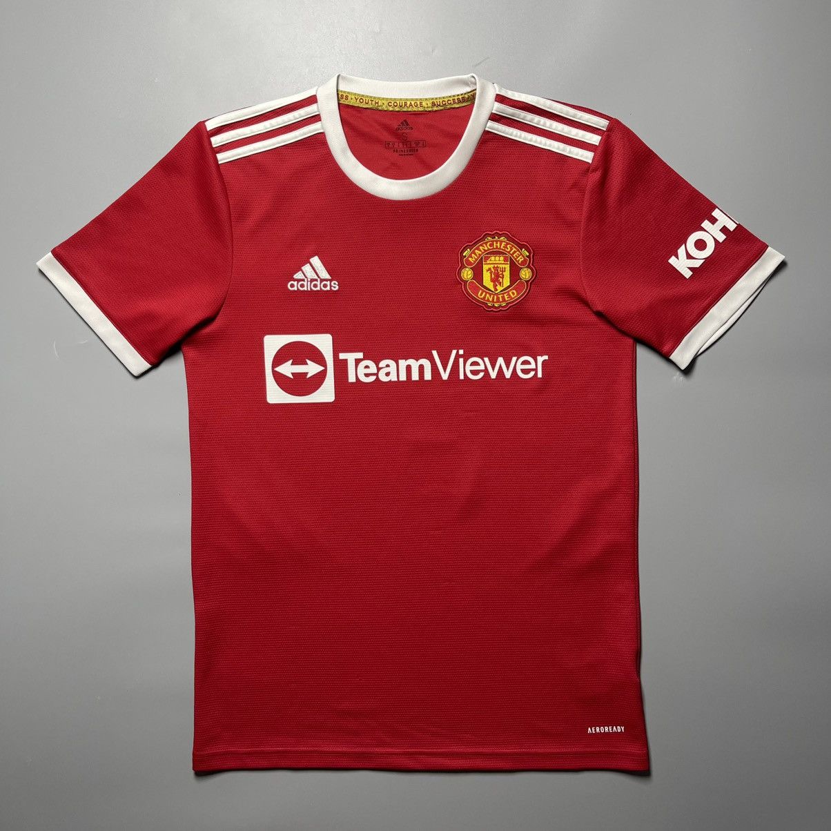 Vintage MAN UNITED ADIDAS 2021/2022 FOOTBALL HOME JERSEY #7 RONALDO Size US S / EU 44-46 / 1 - 2 Thumbnail
