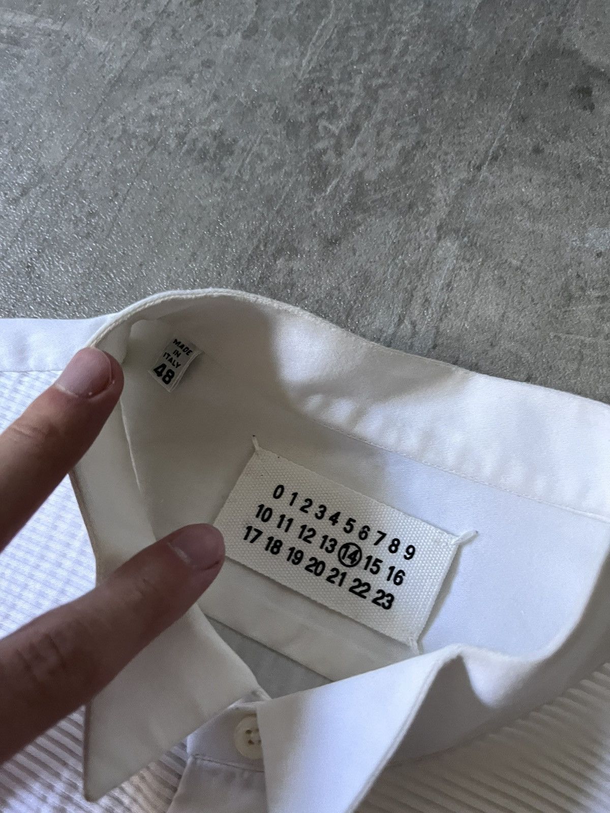 Maison Margiela Maison Margiela Replica Smoking Shirt Italy white rare Size US M / EU 48-50 / 2 - 15 Thumbnail