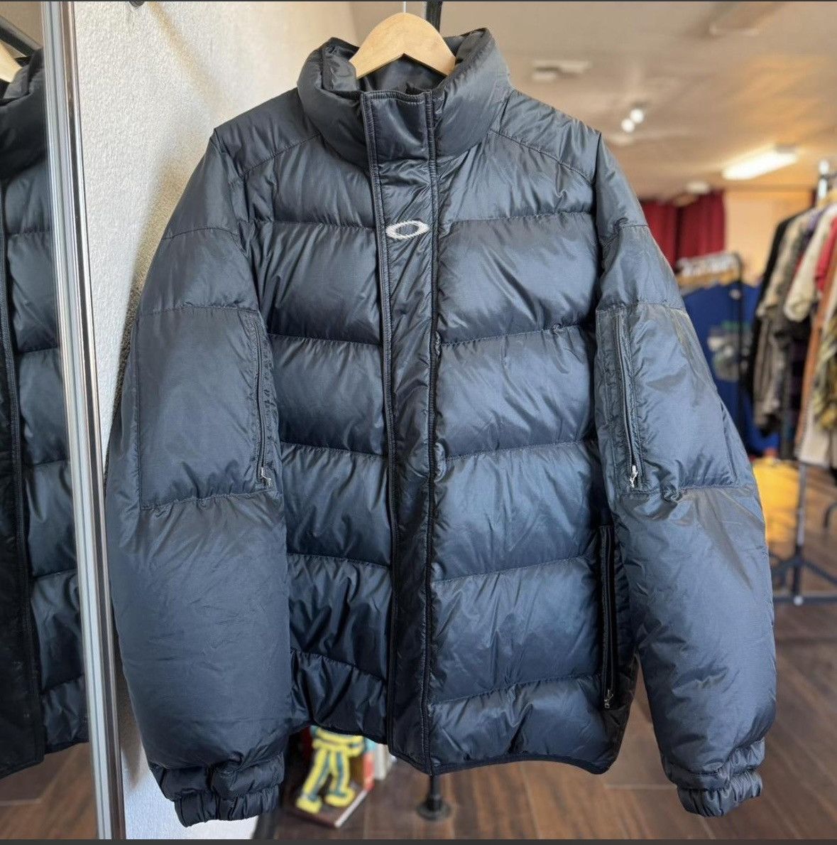 Oakley Vintage 2000s Oakley Black Puffer Jacket Size US L / EU 52-54 / 3 - 1 Thumbnail