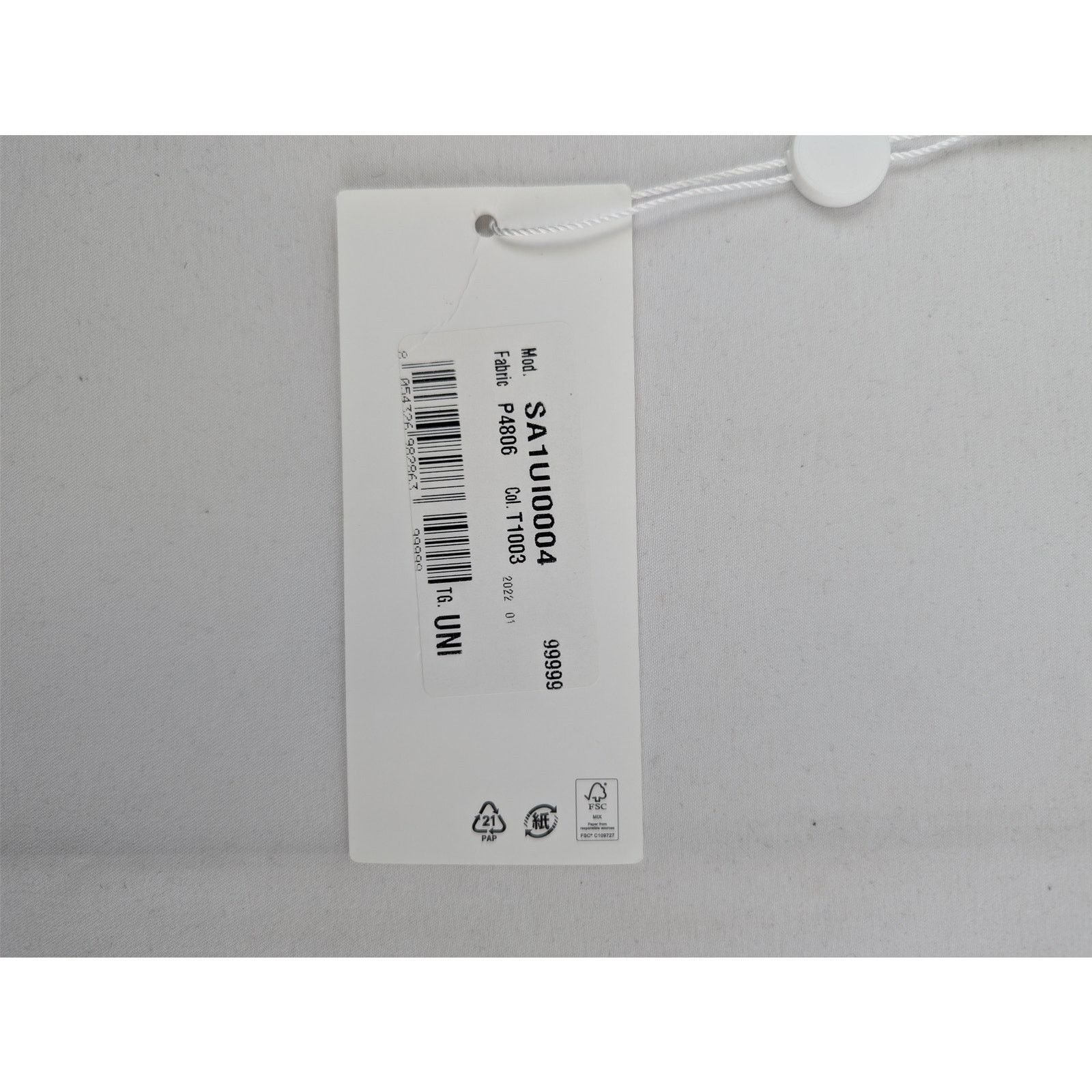 Maison Margiela o1rshd1 Size: OS / Grainy Leather Money Clip Wallet in White Size ONE SIZE - 13 Thumbnail