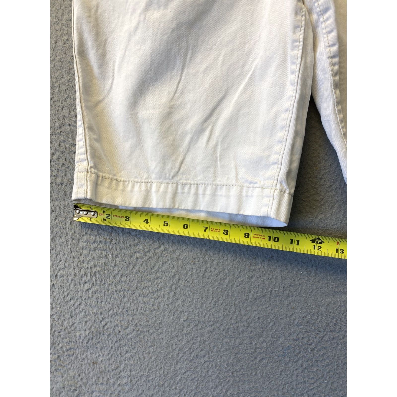 American Eagle Outfitters American Eagle Outfitters Longboard Shorts - Men’s 30 khaki / 95-39, Regular, Tan, Chino, Light, 30, American Eagle Outfitters, Men, 95-39 Size US 30 / EU 46 - 6 Thumbnail