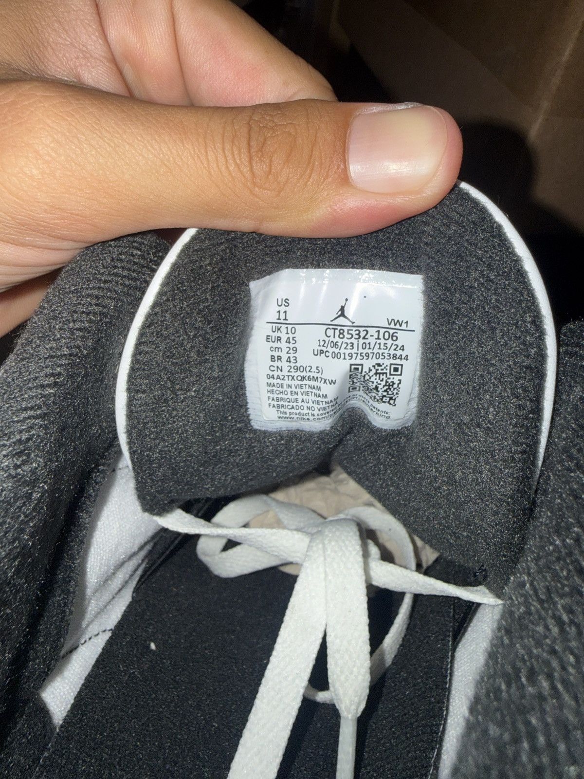 Jordan Brand Air Jordan 3 Retro Cement Grey Size US 11 / EU 44 - 8 Thumbnail