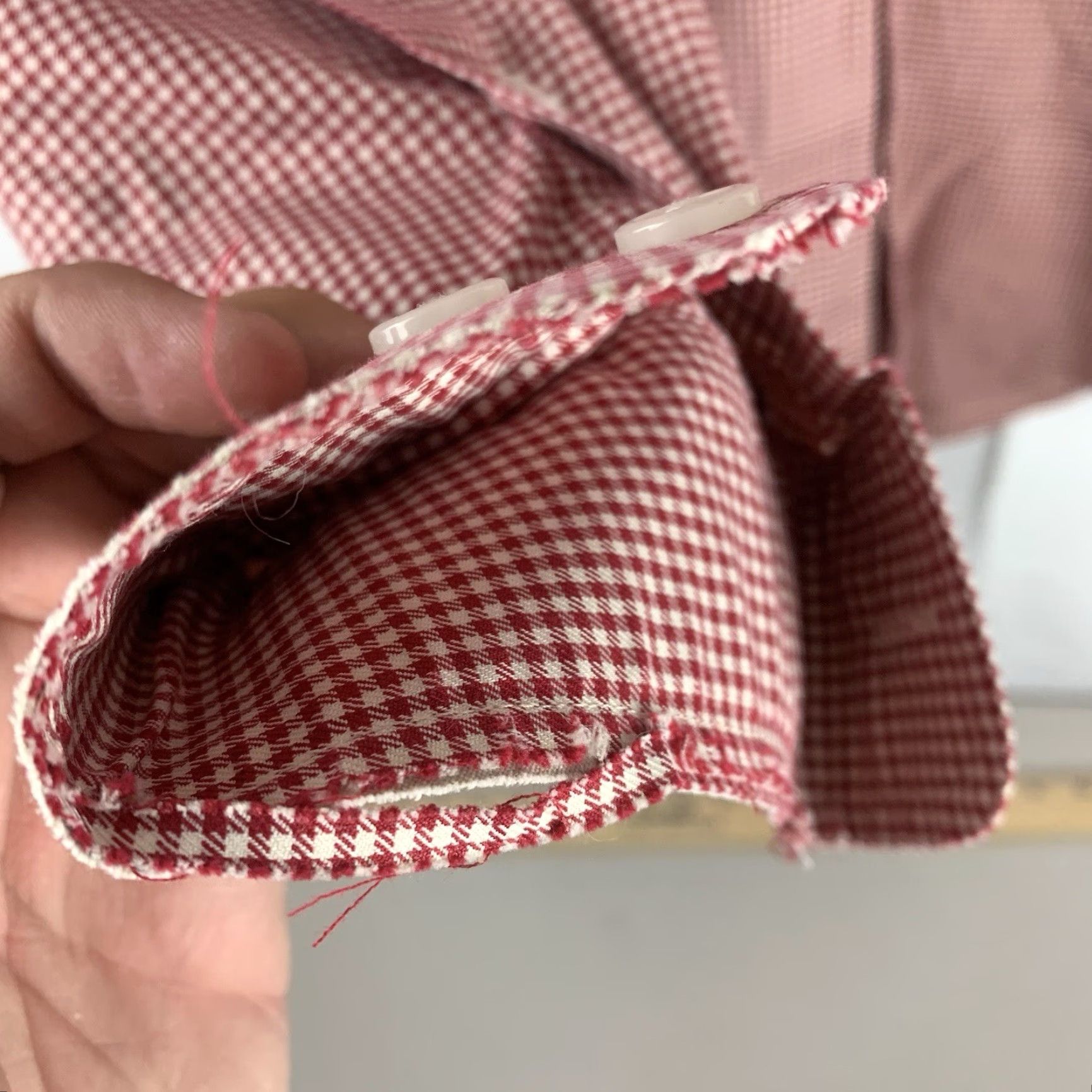 Orvis Orvis Shirt Mens Large Red Gingham Check Long Sleeve Button Down Cotton flaw Size US L / EU 52-54 / 3 - 7 Thumbnail