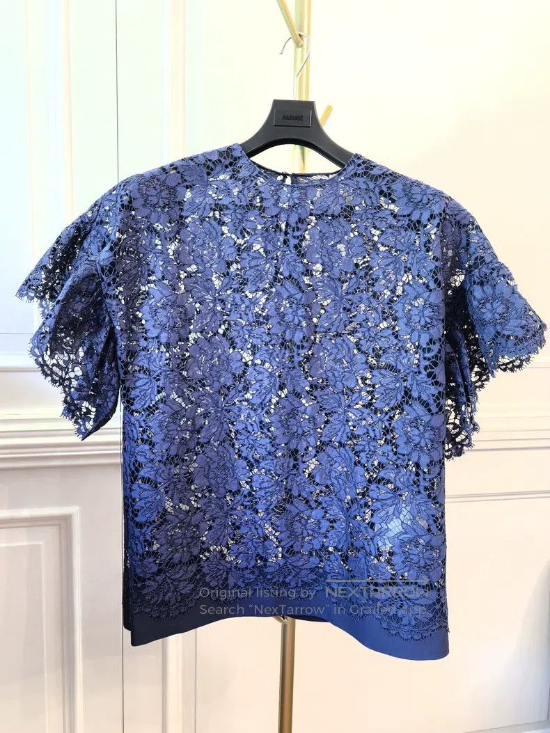 Valentino Valentino Hollow top Size M / US 6-8 / IT 42-44 - 1 Thumbnail