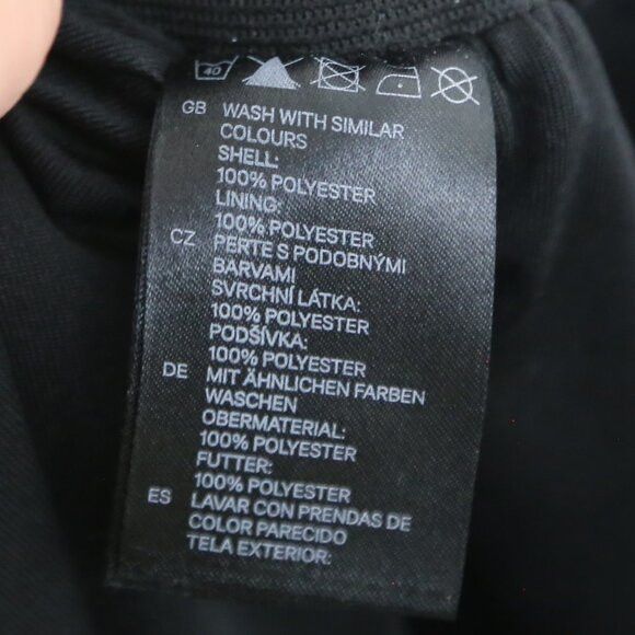 H&M H&M High-Waisted Voluminous Ruffle Detailed Black Mini Skirt Size 27" / US 4 / IT 40 - 4 Thumbnail