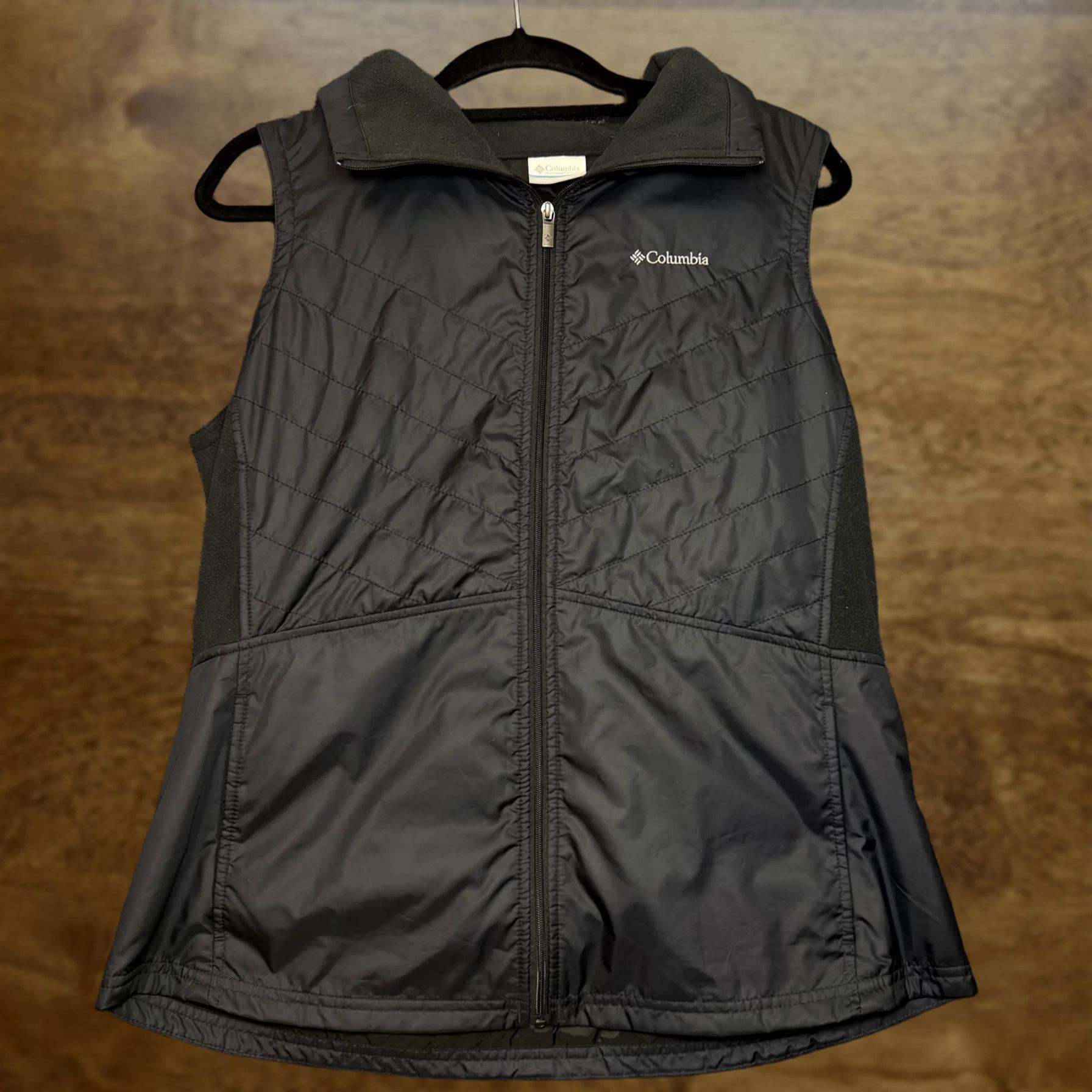 Vintage Columbia Vest Womens Large Black Quilted Fleece Lined Full Zip Outdoor Size L / US 10 / IT 46 - 1 Thumbnail