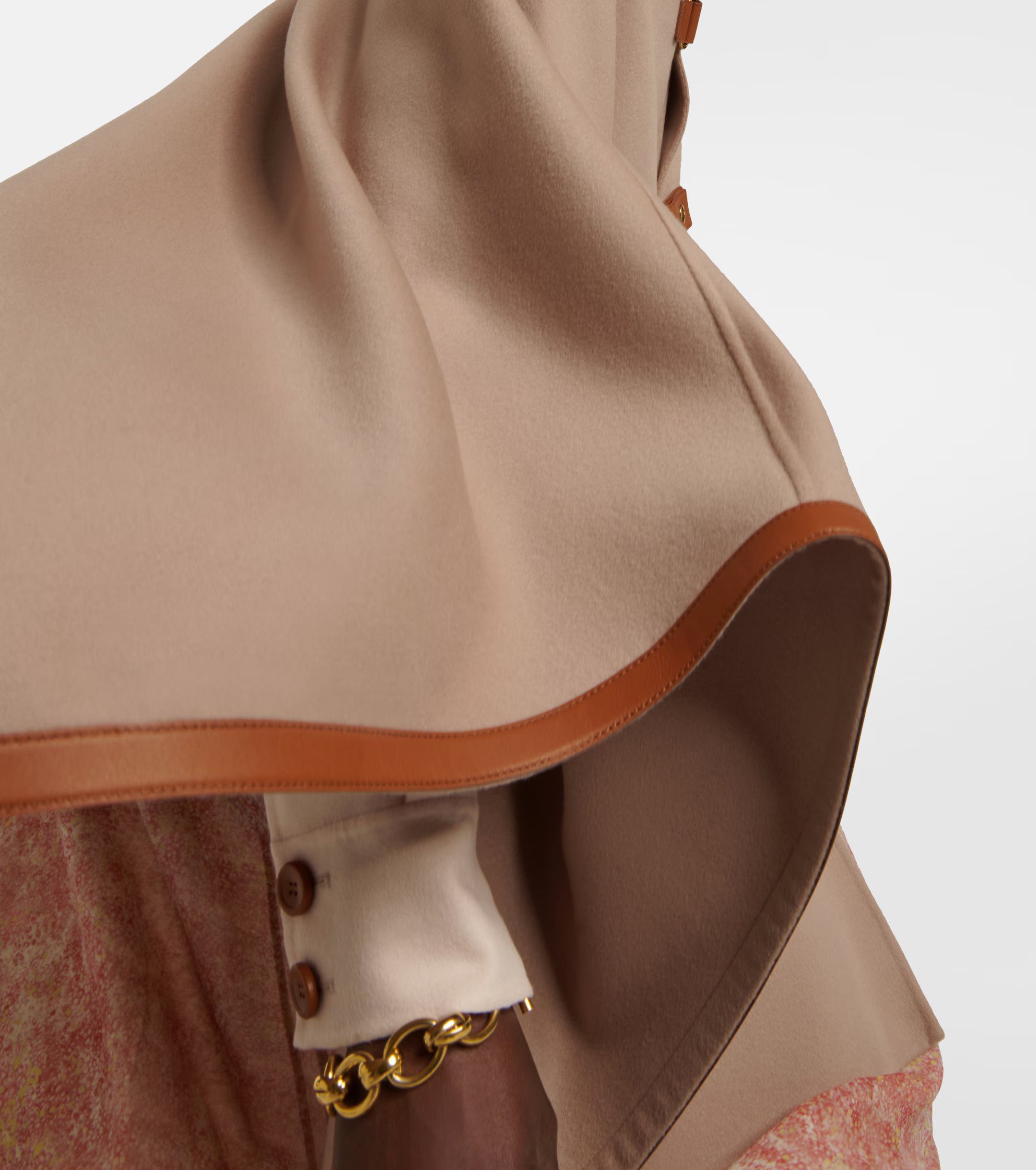 Loro Piana o1srvl11e0824 Size: OS / Kirna Detailed Cape in Brown Size ONE SIZE - 6 Thumbnail