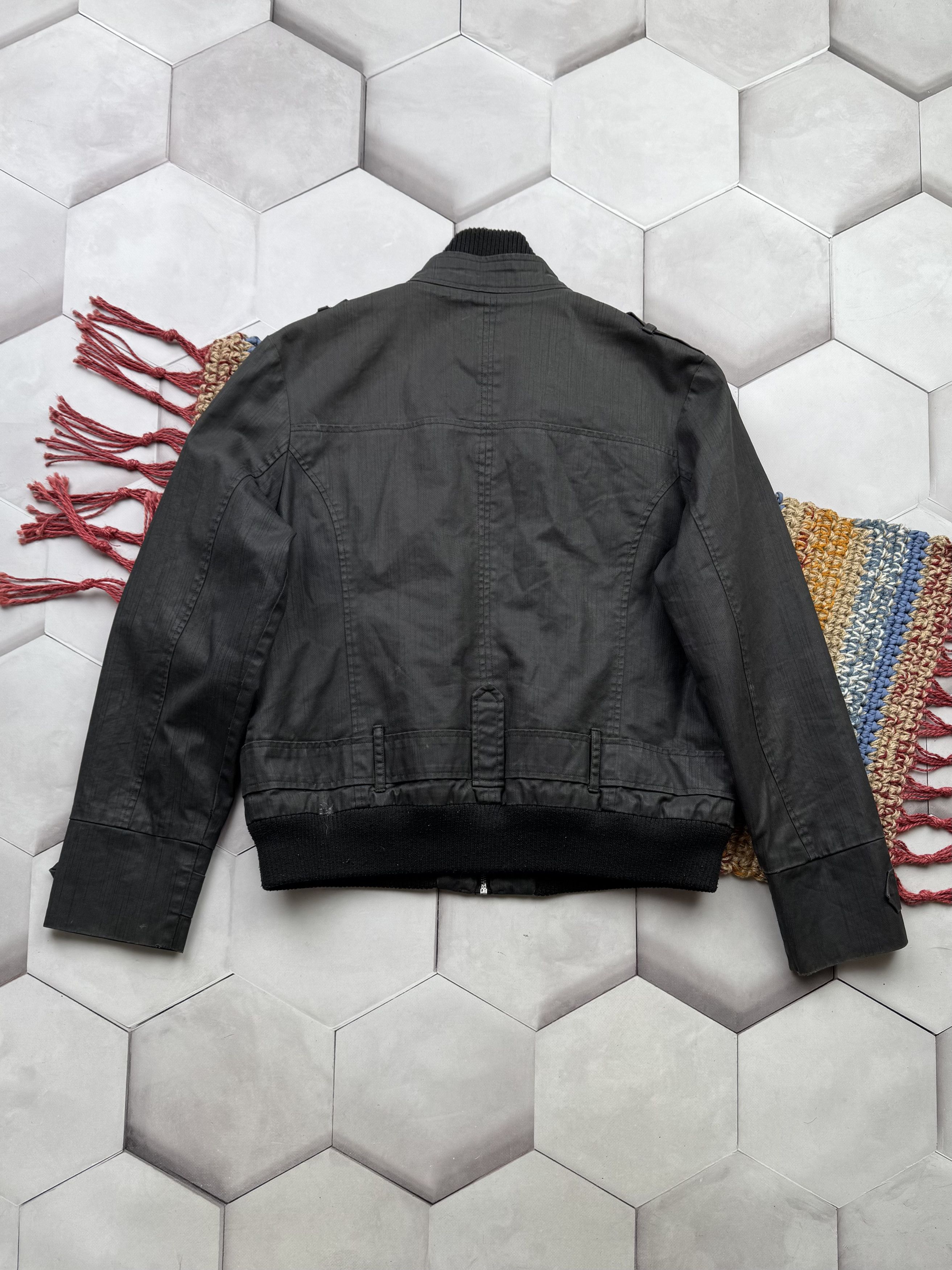 Japanese Brand Vintage Cropped Jacket (E4) Size US S / EU 44-46 / 1 - 6 Thumbnail