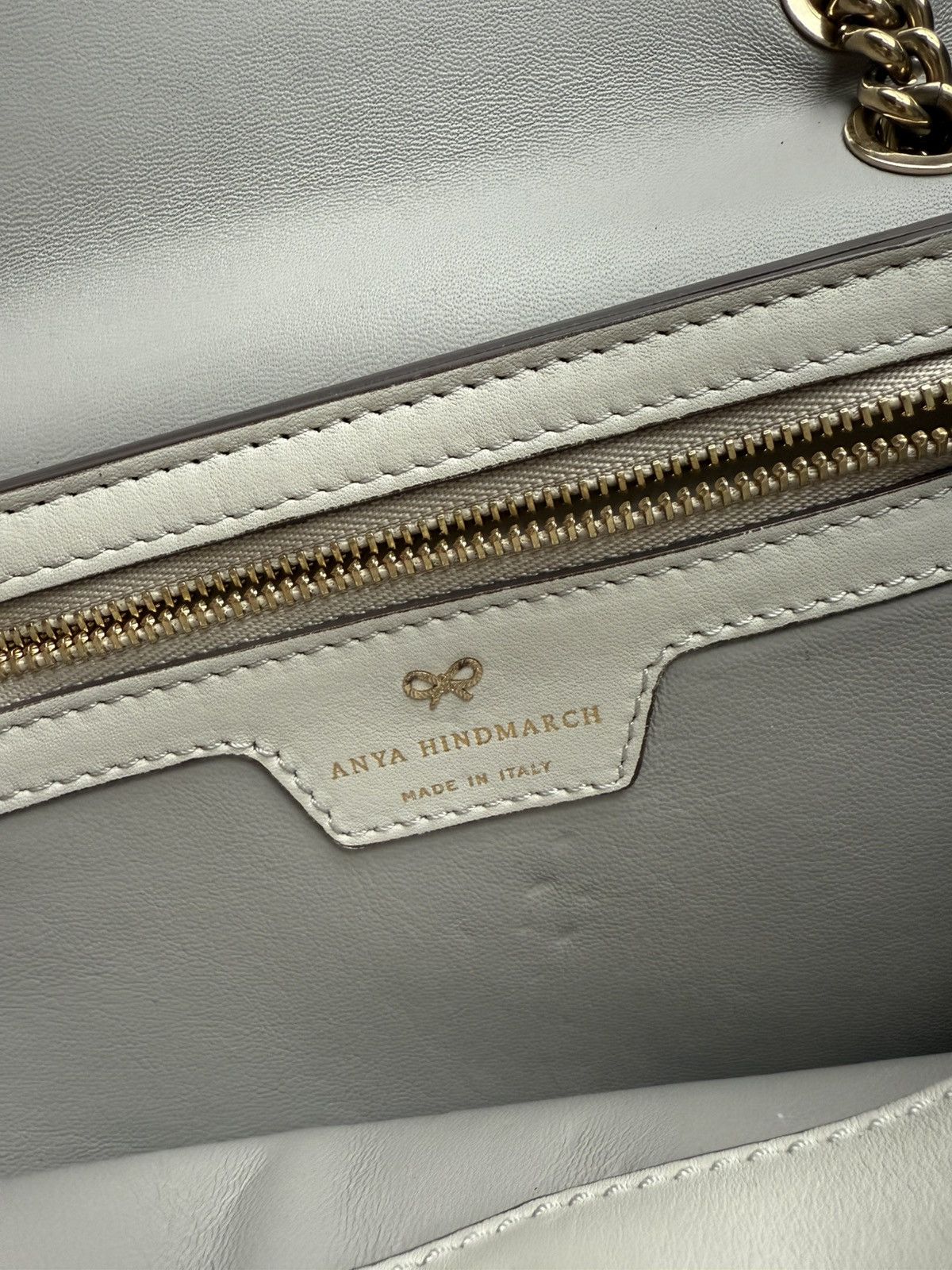 Anya Hindmarch Anya Hindmarch Smile White Leather Shoulder Bag Size ONE SIZE - 9 Thumbnail