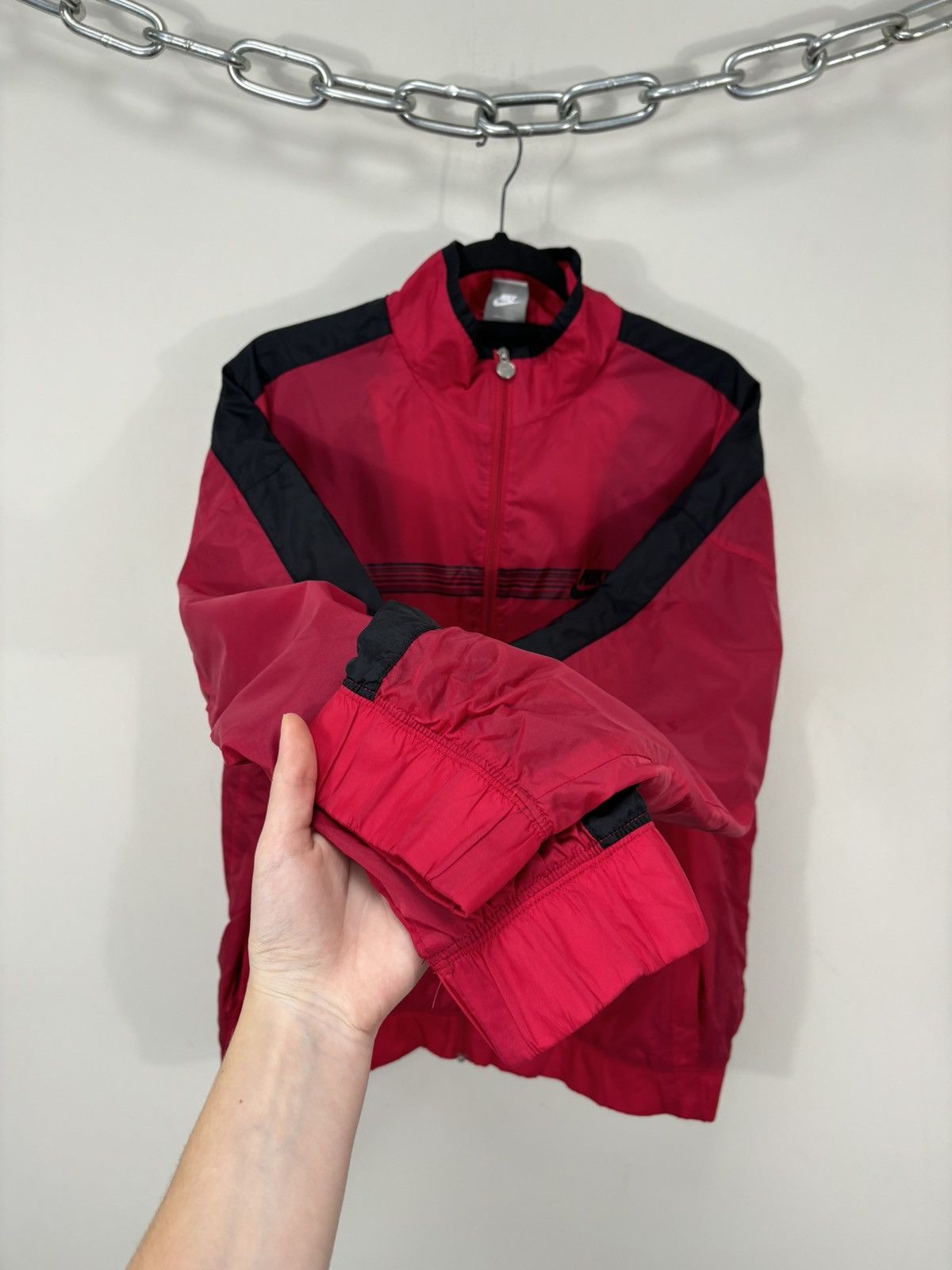 Nike Vintage Nike Y2K Retro Burgundy Full Zip Nylon Track Jacket Size US L / EU 52-54 / 3 - 11 Thumbnail