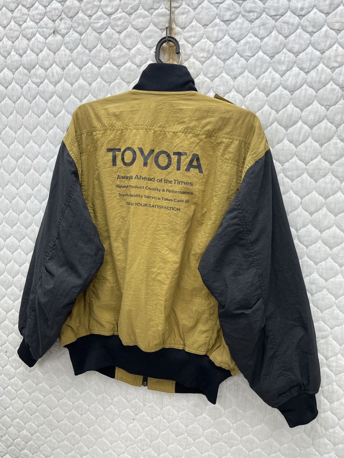 Sports Specialties 🔥🔥🔥STEALS VINTAGE TOYOTA RACING JACKET Size US M / EU 48-50 / 2 - 4 Thumbnail
