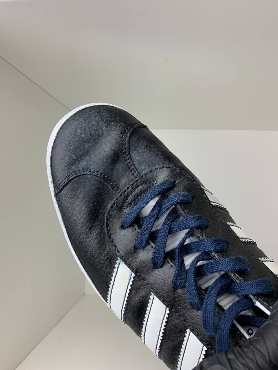 Adidas Adidas Gazelle Shoes Painted BB5478 Size US 10.5 / EU 43-44 - 7 Thumbnail