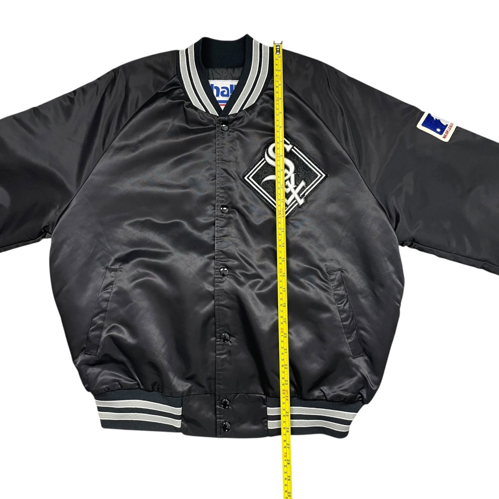MLB VTG 90s CHICAGO WHITE SOX CHALK LINE SATIN JACKET SPELL OUT Size US L / EU 52-54 / 3 - 9 Thumbnail