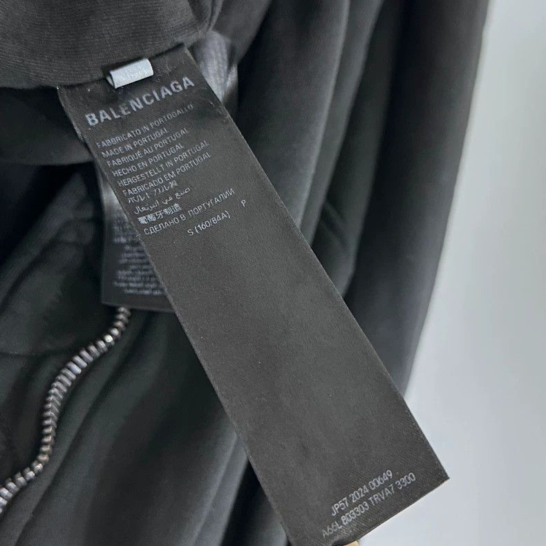 Balenciaga Balenciaga Reversed Letter Zip Hoodie Size US S / EU 44-46 / 1 - 6 Thumbnail