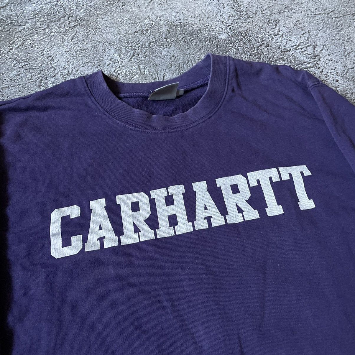 Vintage Vintage 90s Carhartt Faded Logo Crewneck Streetwear Boxy L Size US L / EU 52-54 / 3 - 6 Thumbnail