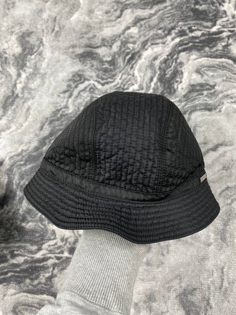 Prada Prada Nylon Bucket Hat Metal Logo Black Size ONE SIZE - 5 Thumbnail