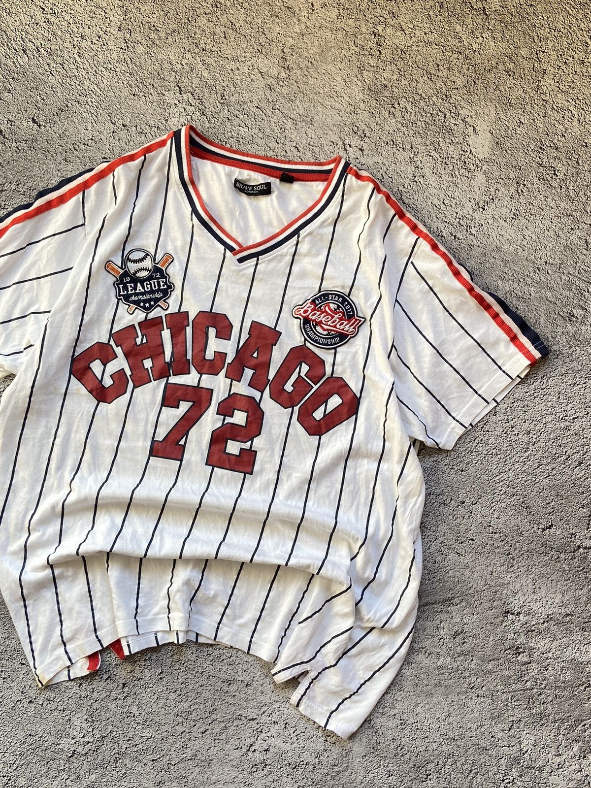 Japanese Brand × Vintage Vintage Chicago Y2K Baseball Distressed Tee Size US XL / EU 56 / 4 - 3 Thumbnail