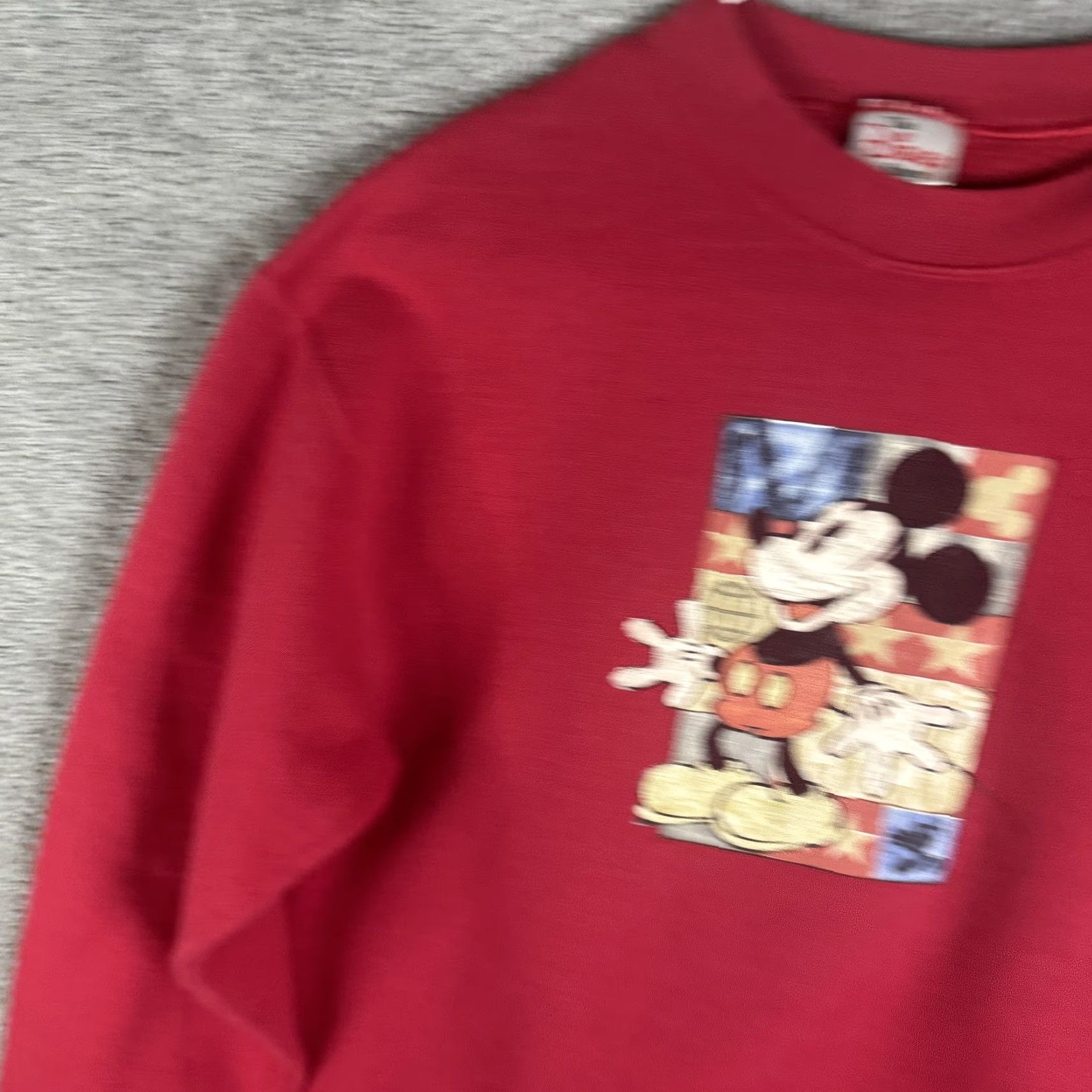 Disney VINTAGE Mickey Mouse Sweatshirt Mens M Red Graphic Print The Disney Store Crew Neck Pullover Fleece Cotton Polyester Long Sleeve Size US M / EU 48-50 / 2 - 5 Thumbnail