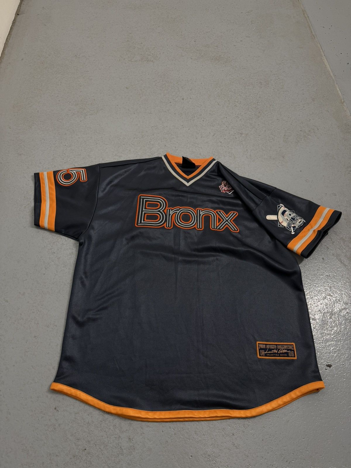 Fubu Vintage 1992 Fubu 64 Bronx Embroidered Logo MLB Jersey Size US M / EU 48-50 / 2 - 7 Thumbnail