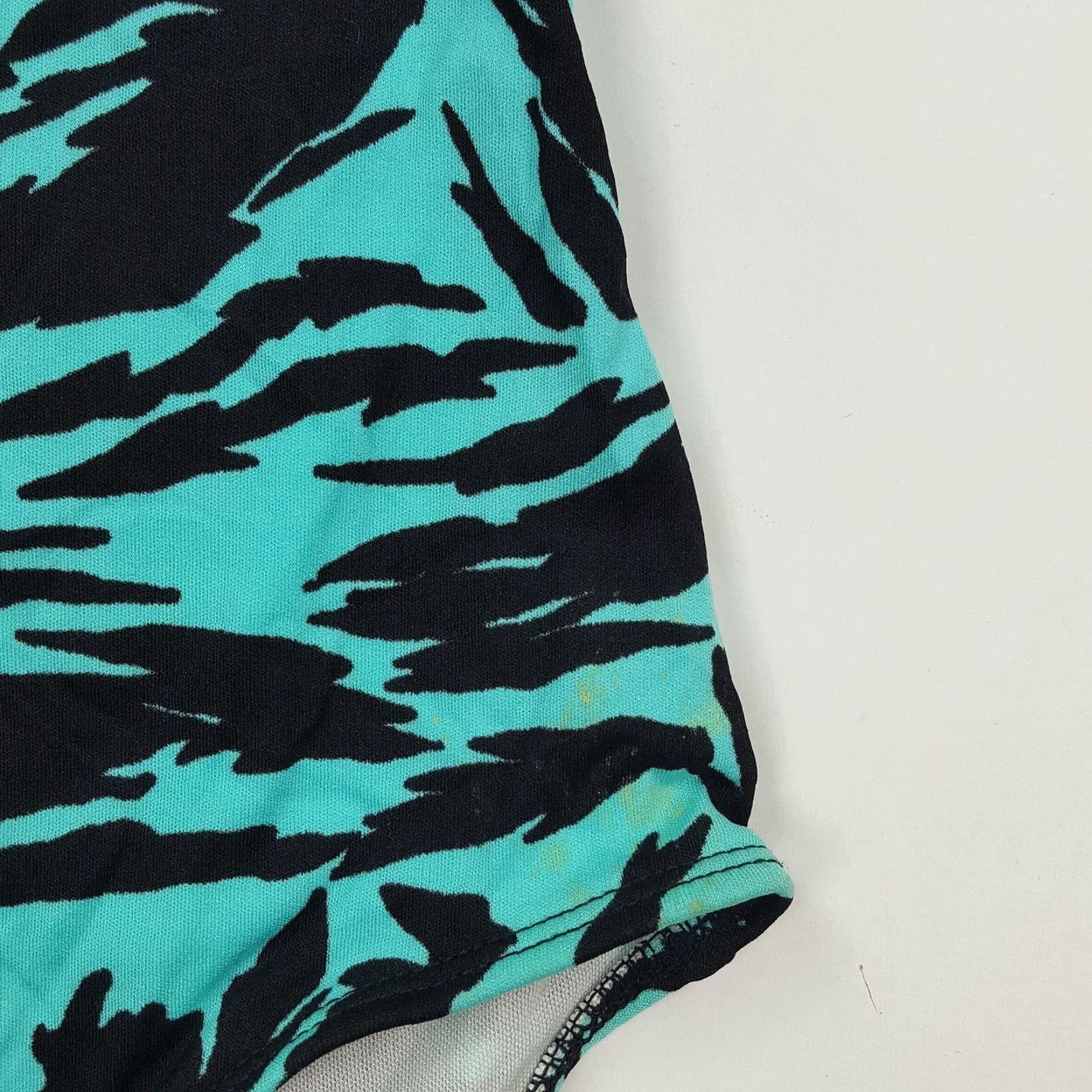 Vintage VTG 80s Cyan Tiger Halter Women's Size S One Piece Bikini Swim Suit Blue Retro SunJoy Size S / US 4 / IT 40 - 4 Thumbnail
