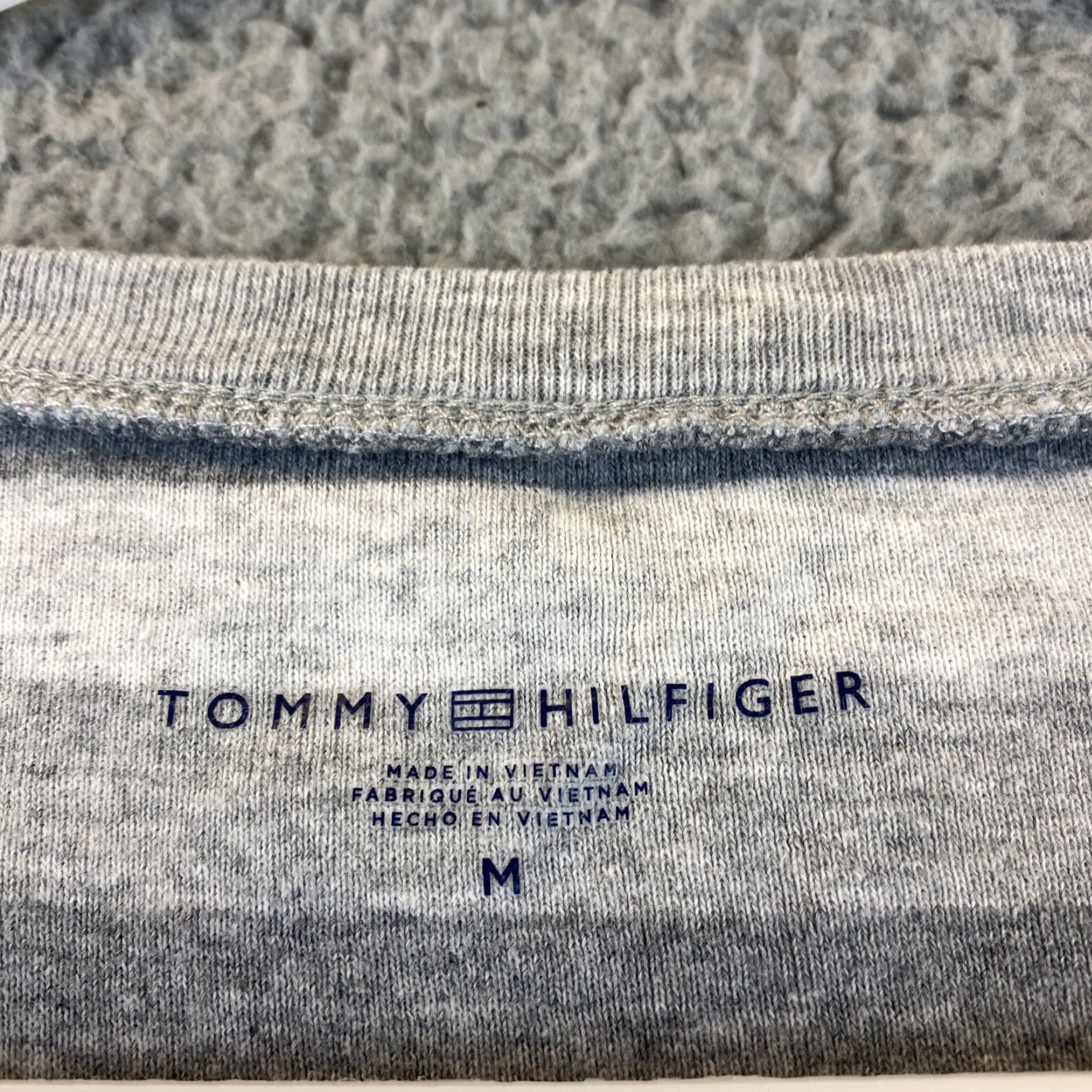 Tommy Hilfiger Tommy Hilfiger Shirt Women Medium Gray Short Sleeve V-Neck Logo 100% Cotton Logo Tee Womens Size M / US 6-8 / IT 42-44 - 3 Thumbnail