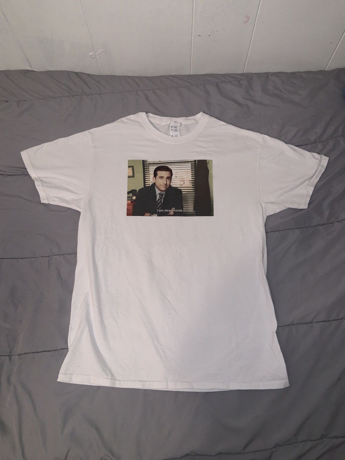 Fruit Of The Loom The Office - Michael Scott - “I am dead inside” - Size M Size US M / EU 48-50 / 2 - 1 Thumbnail