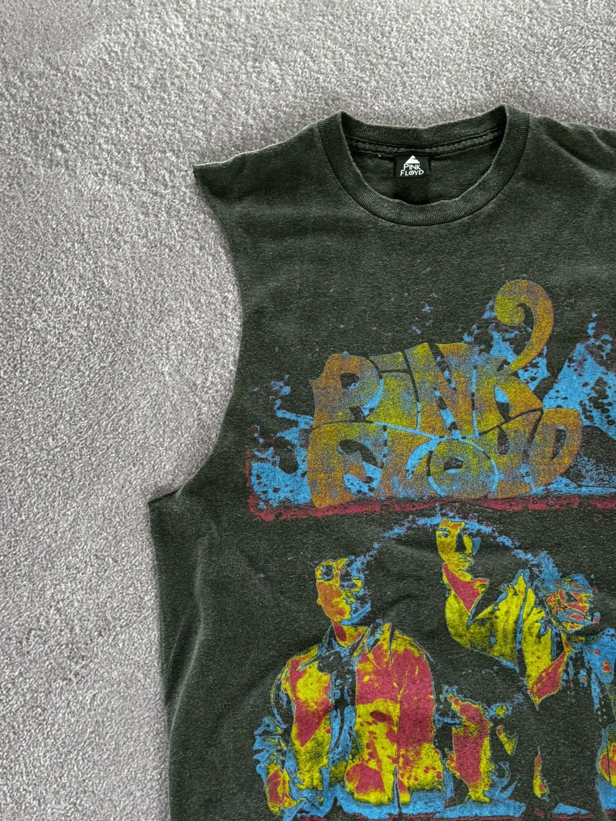 Band Tees Pink Floyd Black Faded Unique Design Band Tank Top Size US M / EU 48-50 / 2 - 4 Thumbnail