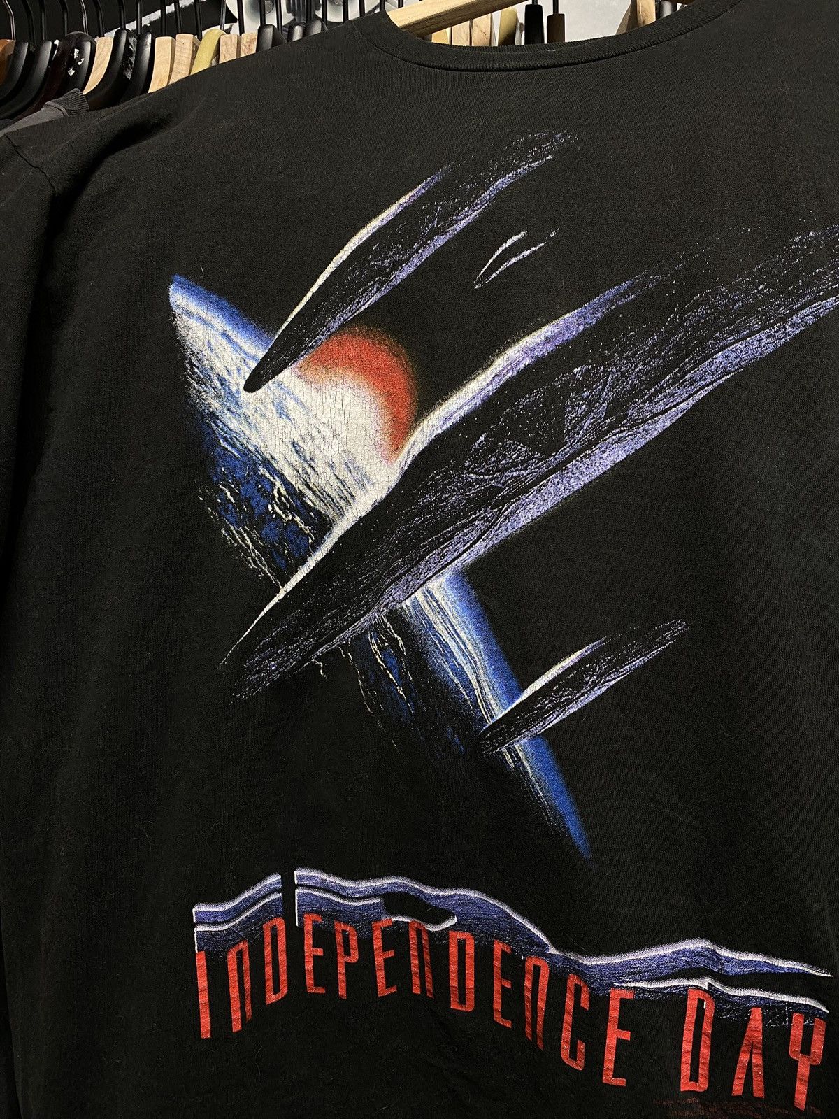 Vintage Vintage 90’s ID4 Independence Day Movie Tee Shirt Large Size US L / EU 52-54 / 3 - 2 Thumbnail