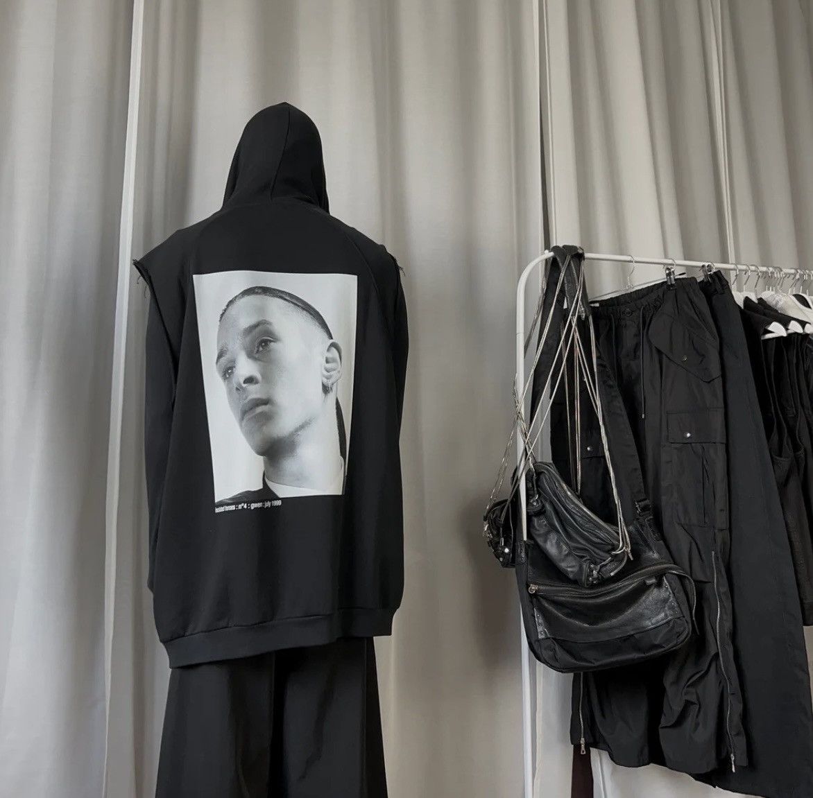 Raf Simons Raf Simons Sleeveless Isolated Heroes Hoodie - SS16 Size US S / EU 44-46 / 1 - 2 Thumbnail