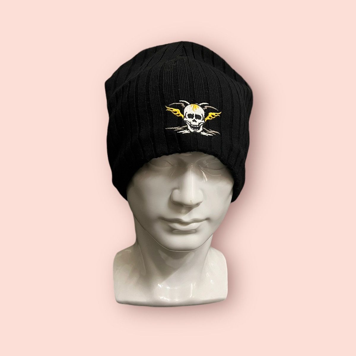 VINTAGE NO FEAR SKULL BEANIE