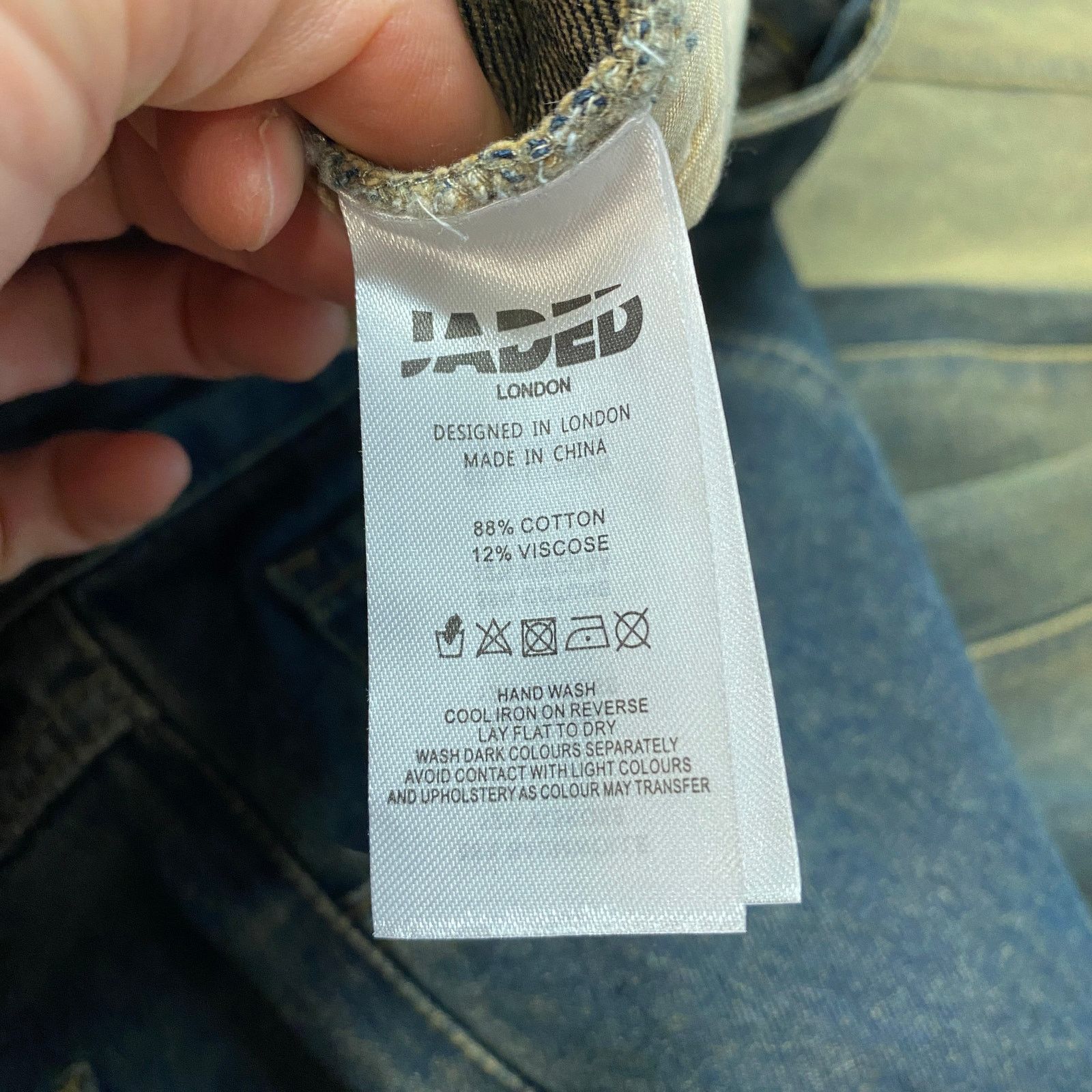 Jaded London NWT Jaded London Skirt Over Trouser Ombre Faded Jeans 30x31 Size US 30 / EU 46 - 11 Thumbnail