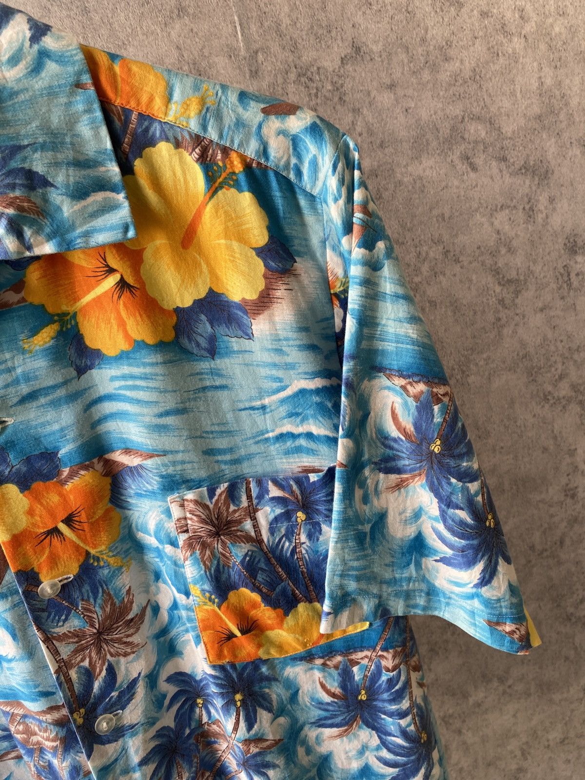 Japanese Brand Vintage 60s/70s Gold Fish Japan Hawaiian Shirt Size US M / EU 48-50 / 2 - 6 Thumbnail