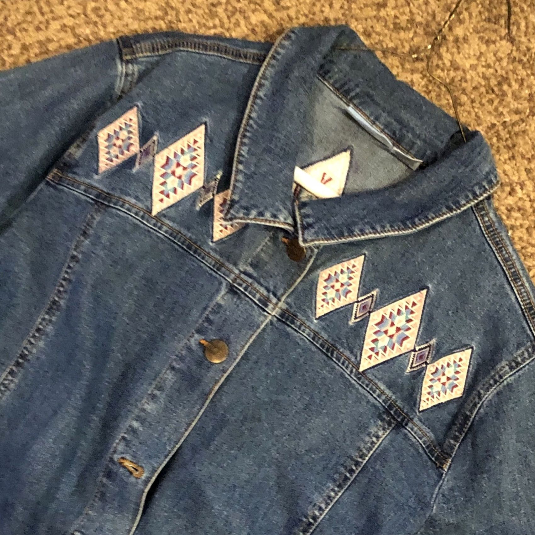 Vintage VINTAGE Koret Embroidered Jacket Southwestern Diamond Design Plus Size 20W Woman Blue Cotton Blend Shirt Womens Size 42" / US 20 - 5 Thumbnail