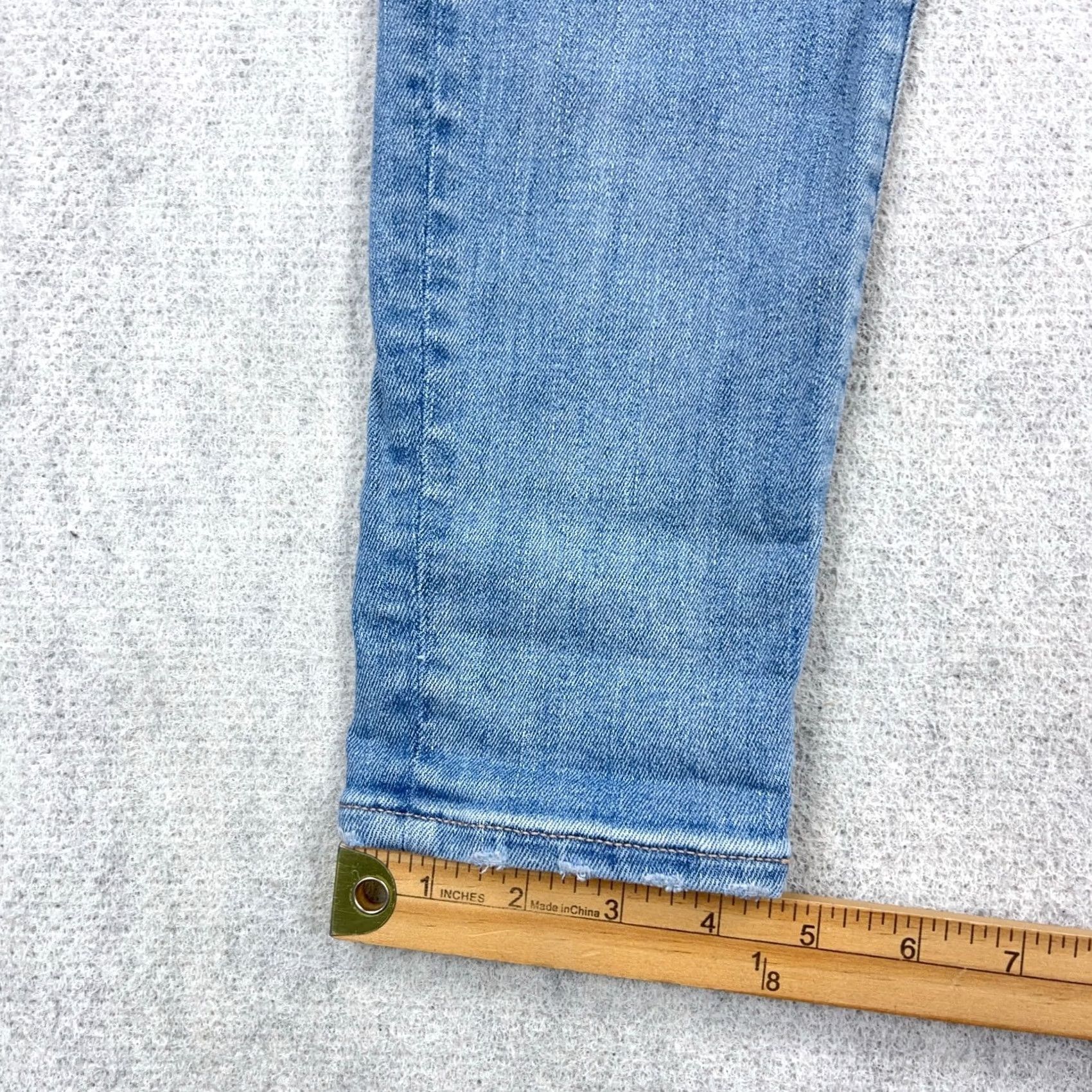 American Eagle Outfitters American Eagle Outfitters Jegging Jeans Women 8 Mid Rise Light Wash Distressed 5-Pocket Denim Pants Size 30" / US 8 / IT 44 - 6 Thumbnail