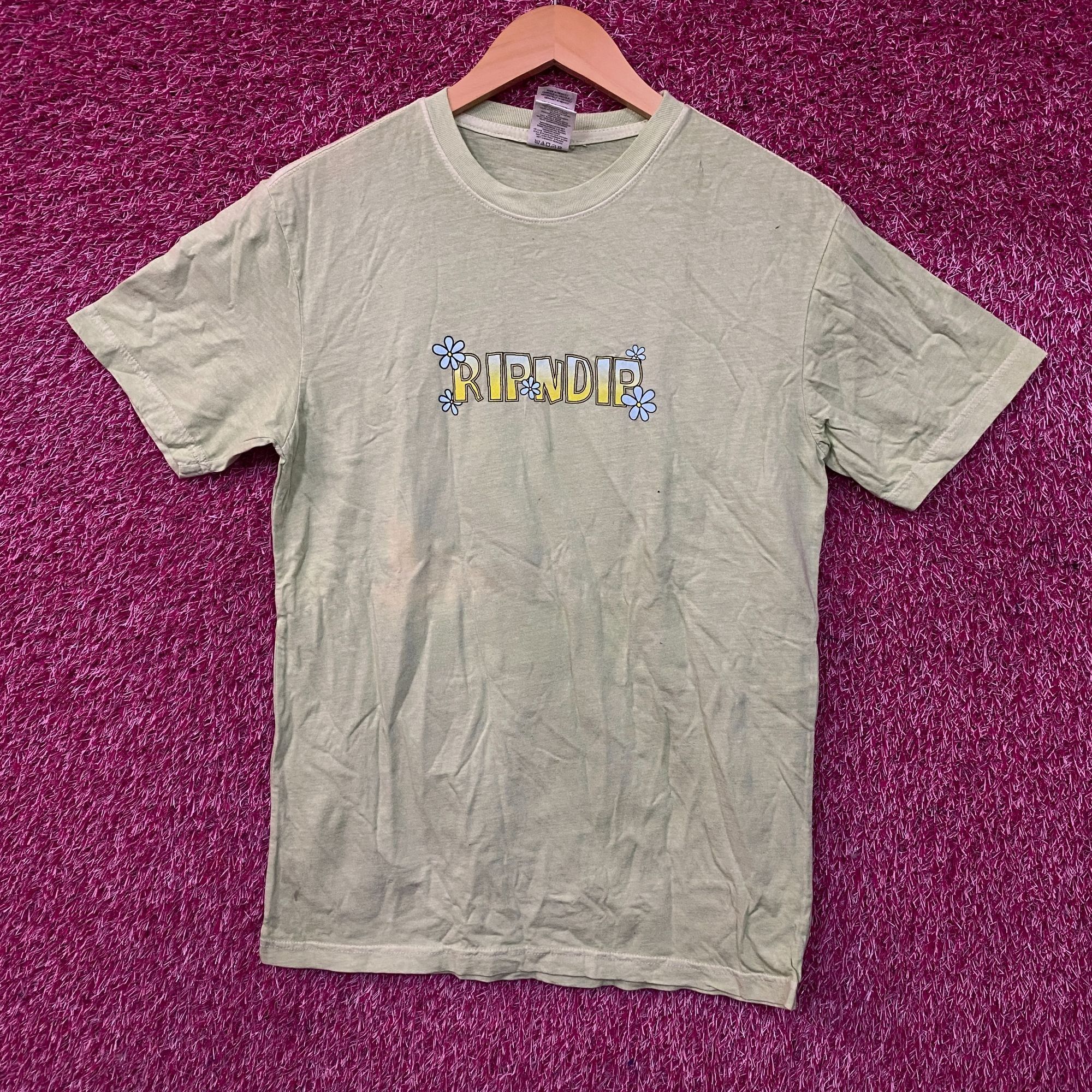 RIPNDIP Rip N Dip Lonely Lover Lord Nermal and Alien Graphic T-Shirt Size US S / EU 44-46 / 1 - 2 Thumbnail