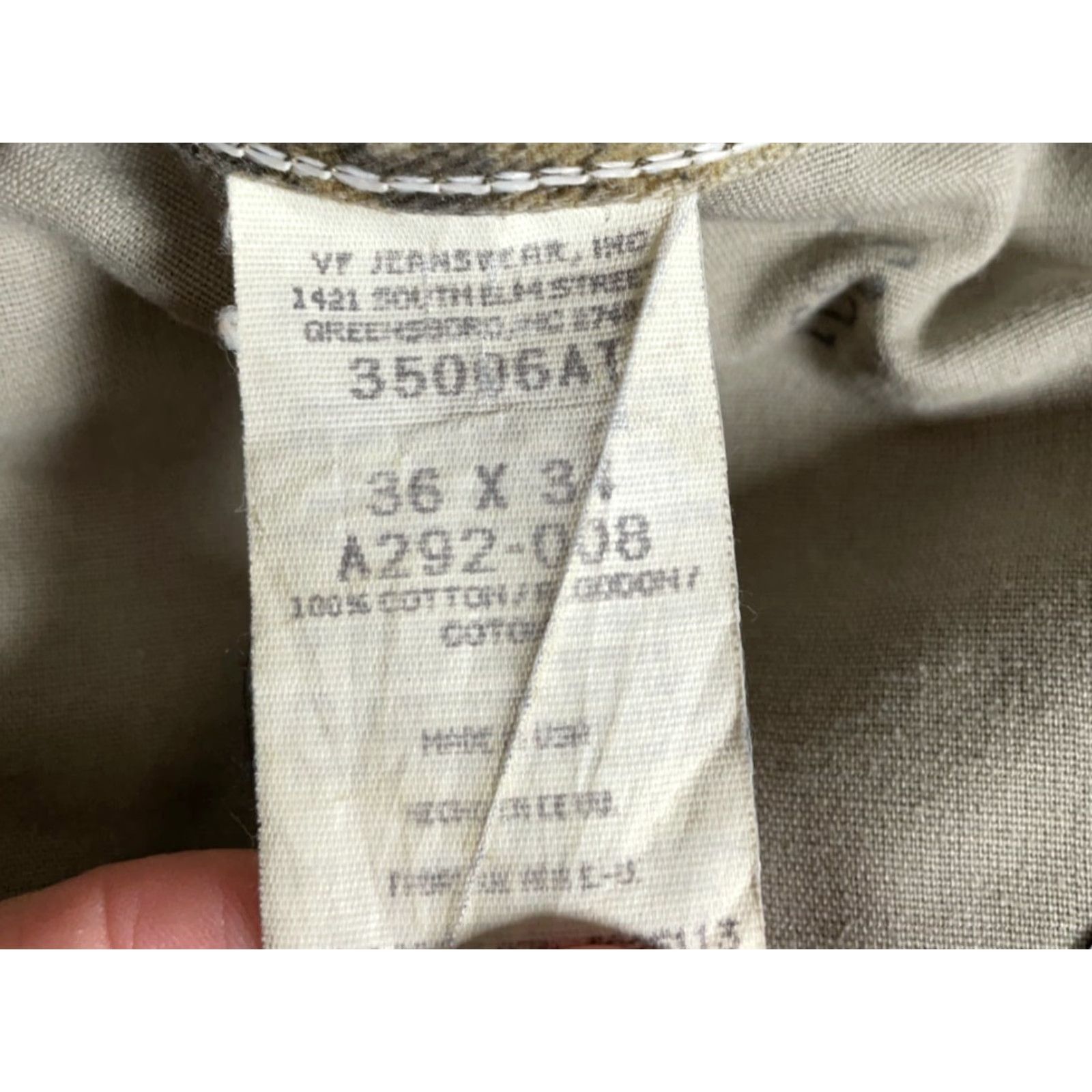 Wrangler VINTAGE Wrangler Rugged Wear Camouflage Jeans Men 36 Inseam 32 5/8 Size 36/34 Green Camouflage Denim 5-Pocket Tapered Regular Rise Mid 1990s Mens Size US 36 / EU 52 - 3 Thumbnail