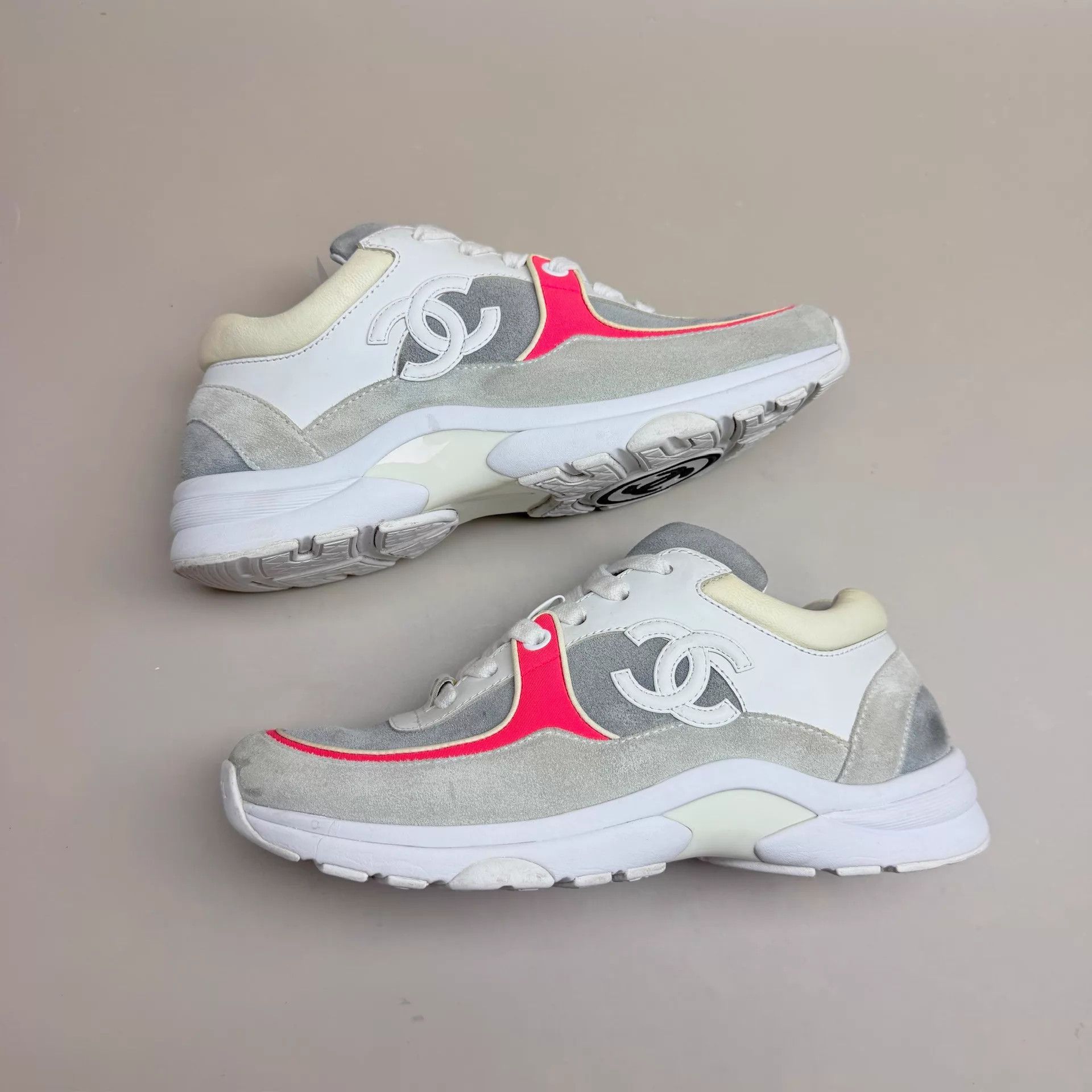 Chanel CHANEL CC White/Gray/Red Sneakers 35 women's 95 New Size US 4.5 / IT 34.5 - 5 Thumbnail