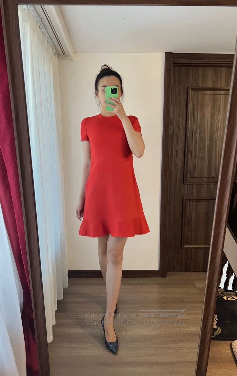 Valentino Valentino dress Size M / US 6-8 / IT 42-44 - 2 Thumbnail