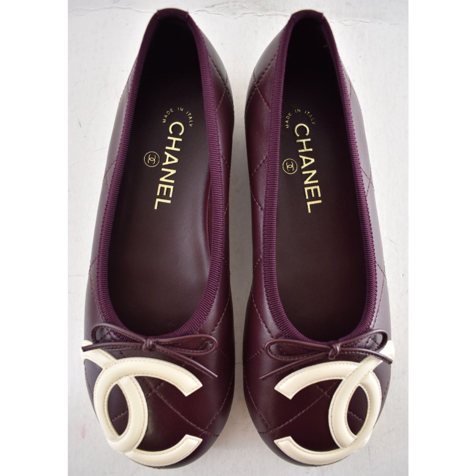 Chanel Beach Cambon Burgundy Red Ivory CC Ballet Flat 37.5 Size US 7.5 / IT 37.5 - 15 Thumbnail