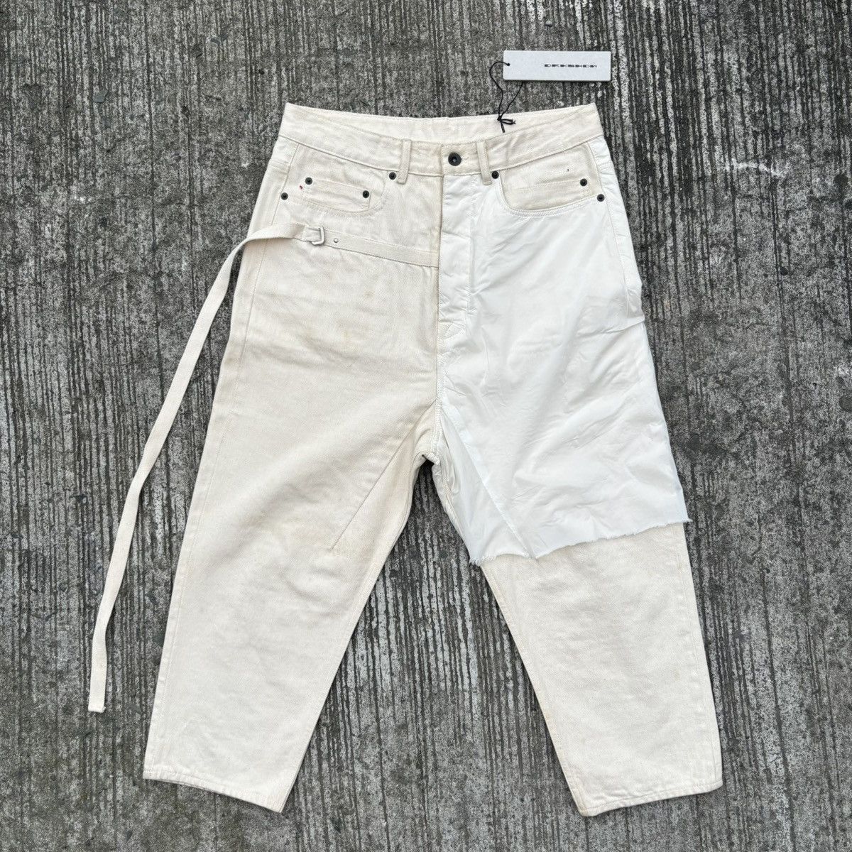 Rick Owens Drkshdw Rick Owens DRKSHDW Milk Collapse Cropped Jeans Size US 31 - 1 Thumbnail