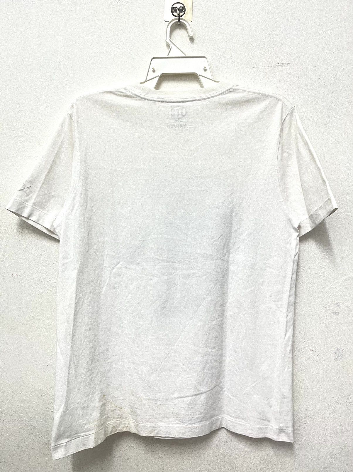 Japanese Brand × Kaws Kaws x Ut Japanase Brand T shirt Size US M / EU 48-50 / 2 - 5 Thumbnail