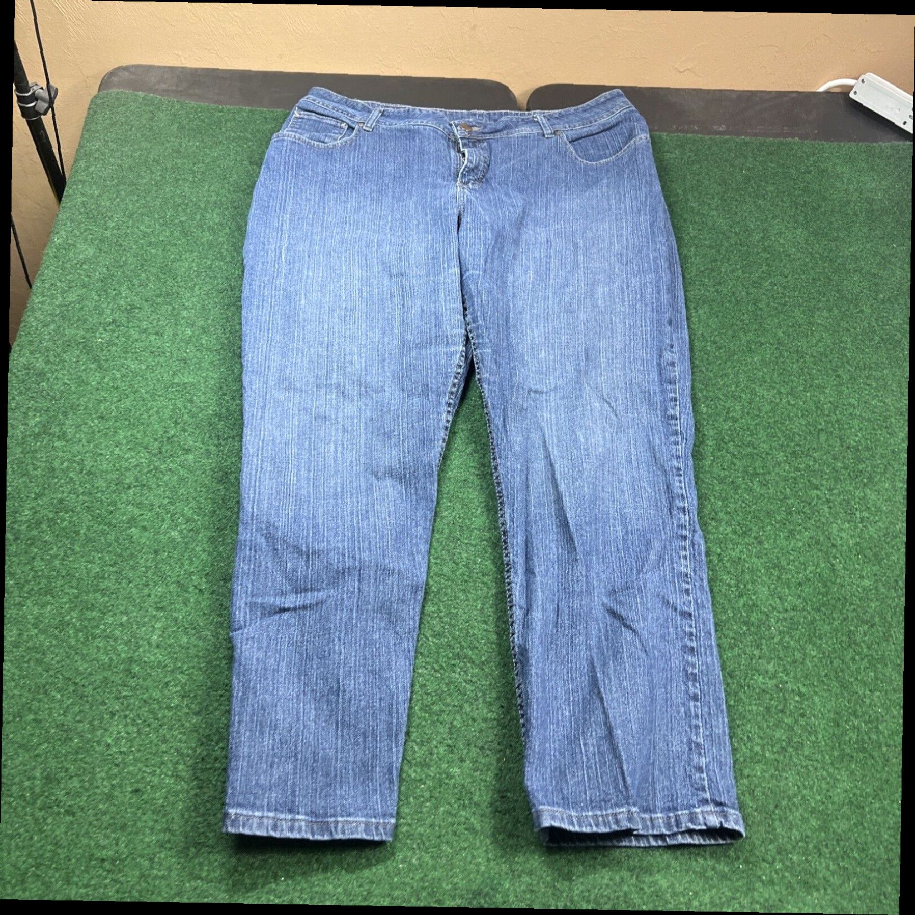 Lee Riders Lee Jeans Womens Plus 20W 36x28 Blue Denim Straight Ladies Size 42" / US 20 - 1 Thumbnail