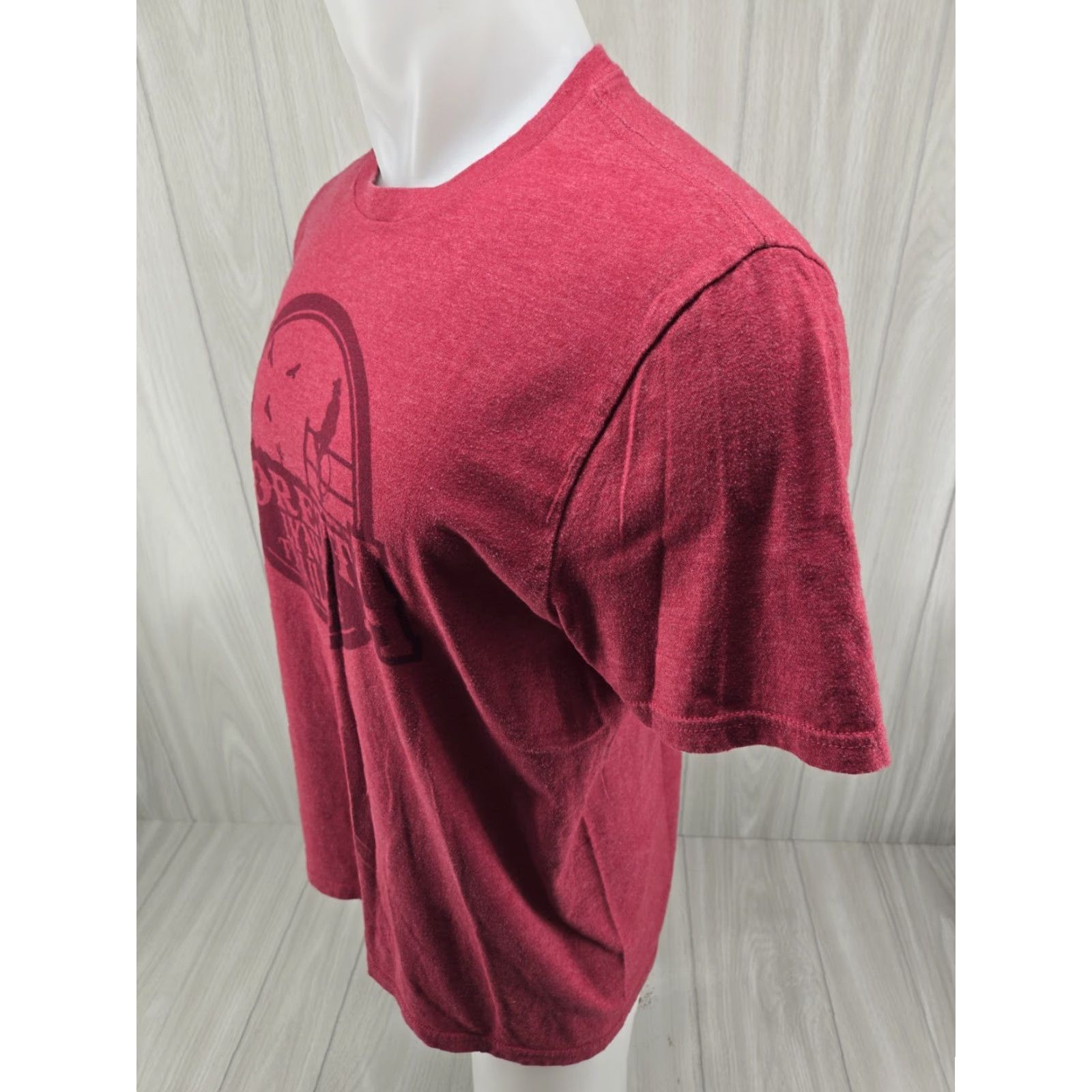 Vintage Loretta Lynn’s Trail Ride Large T Shirt Red Men T-Shirt Short Sleeve Cotton District Crew Neck Vintage? No Size US L / EU 52-54 / 3 - 5 Thumbnail
