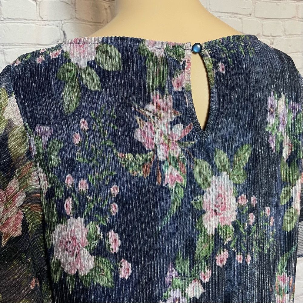 Adrianna Papell NWT New $99 Adrianna Papell Crinkle Floral Flutter Sleeve T Size M / US 6-8 / IT 42-44 - 5 Thumbnail