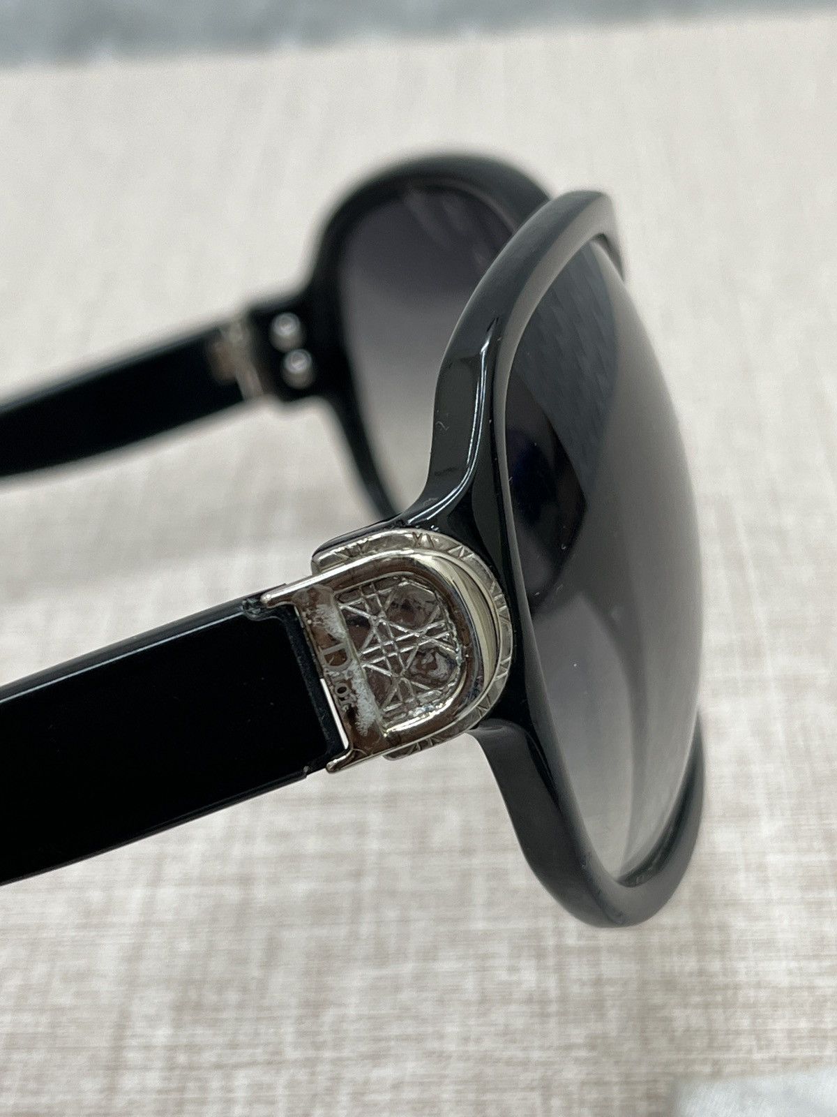 Dior 🔥🔥🔥STEALS DIOR SUNGLASSES Size ONE SIZE - 18 Thumbnail