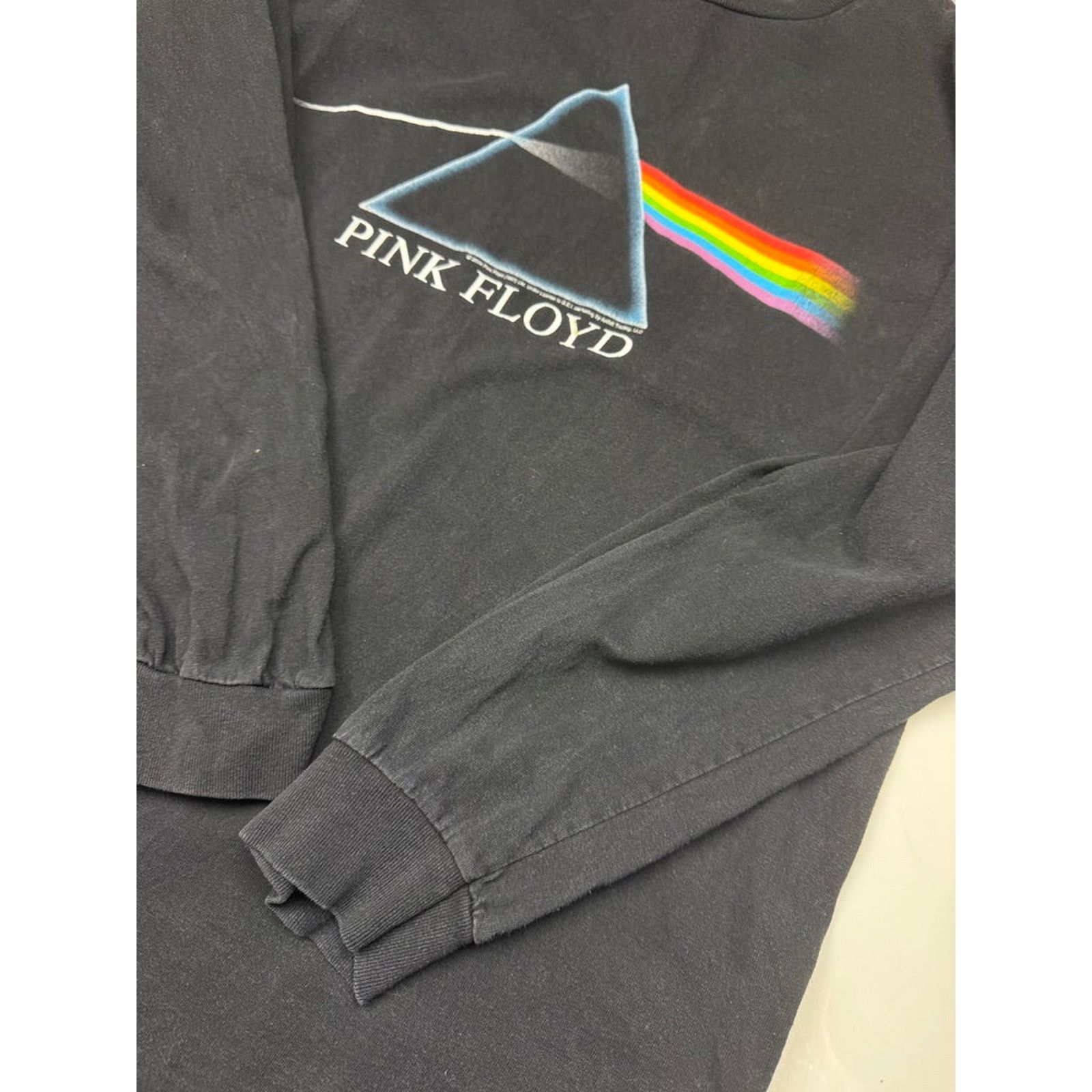 Vintage Vintage 2004 Pink Floyd Dark Side Of The Moon Rock L Y2K Size US L / EU 52-54 / 3 - 6 Thumbnail